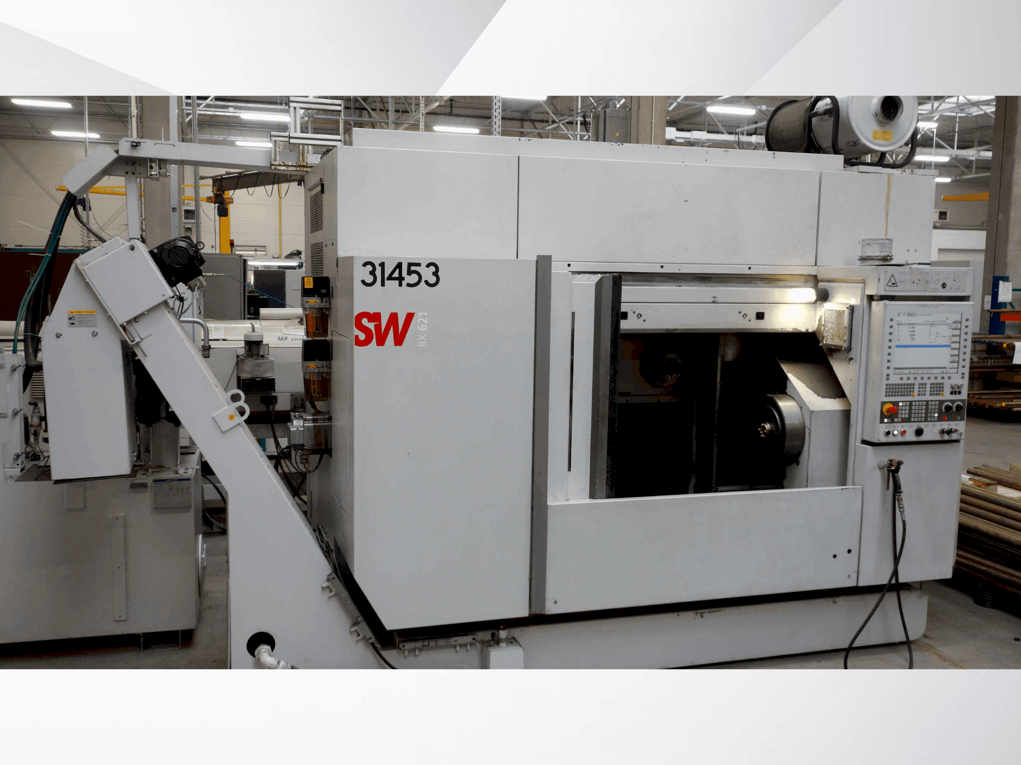 Mašīnas SW BX 621  pretskats