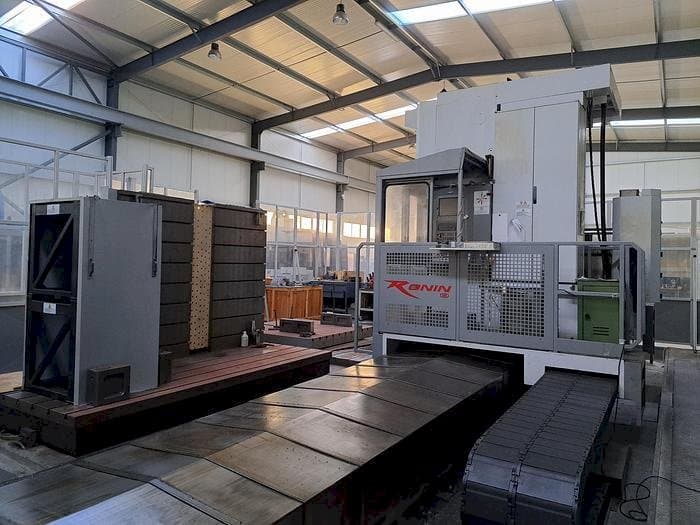 Mašīnas FPT RONIN pretskats