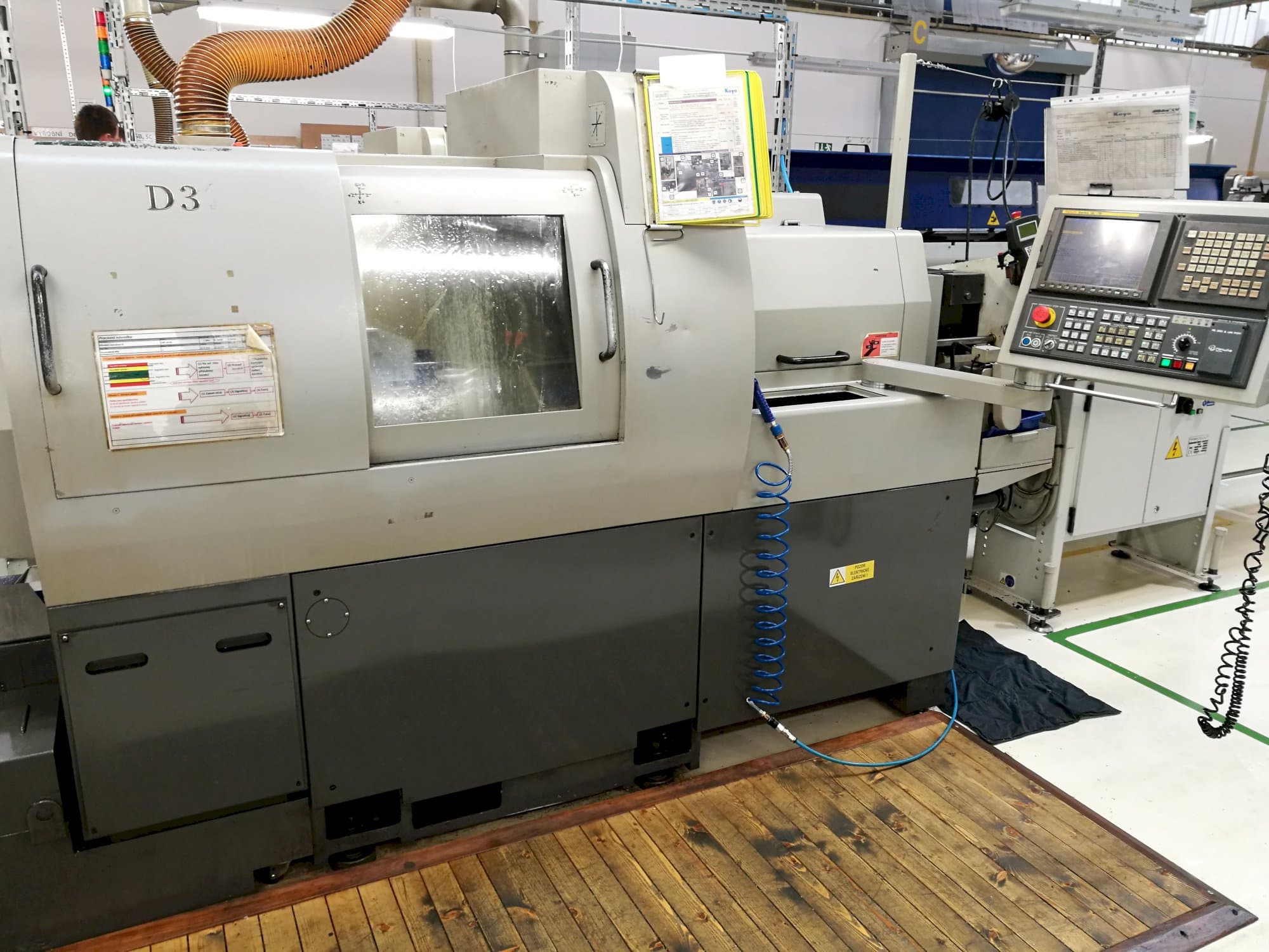 Mašīnas Hanwha XD 38 N pretskats