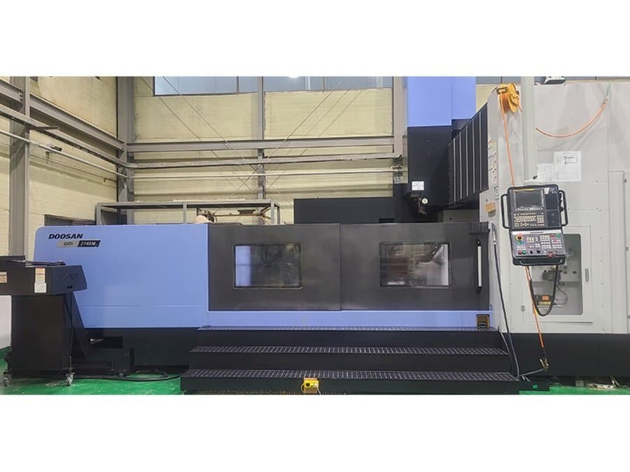 Mašīnas Doosan BM 2740M pretskats