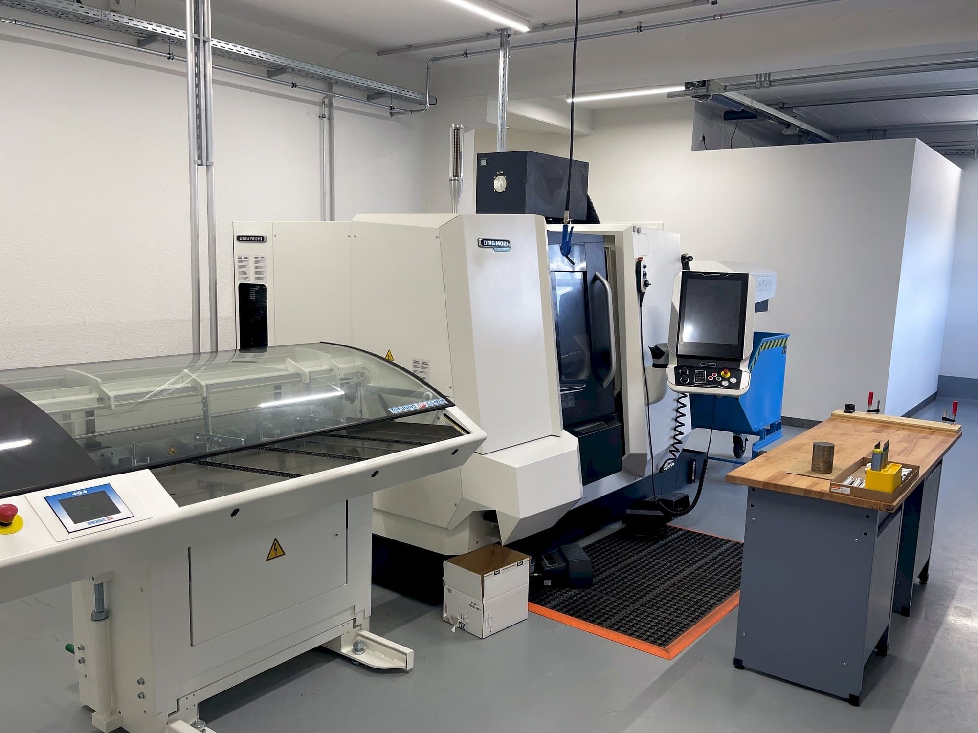 Mašīnas DMG Mori Seiki CLX 350 V6 pretskats