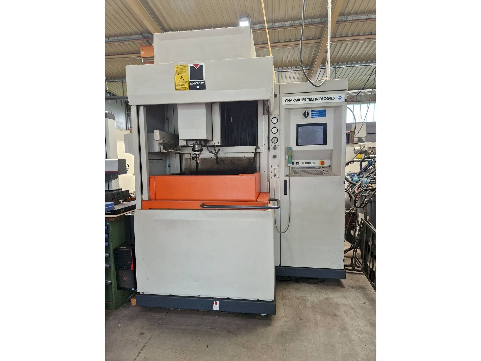 Mašīnas CHARMILLES Roboform 31 pretskats