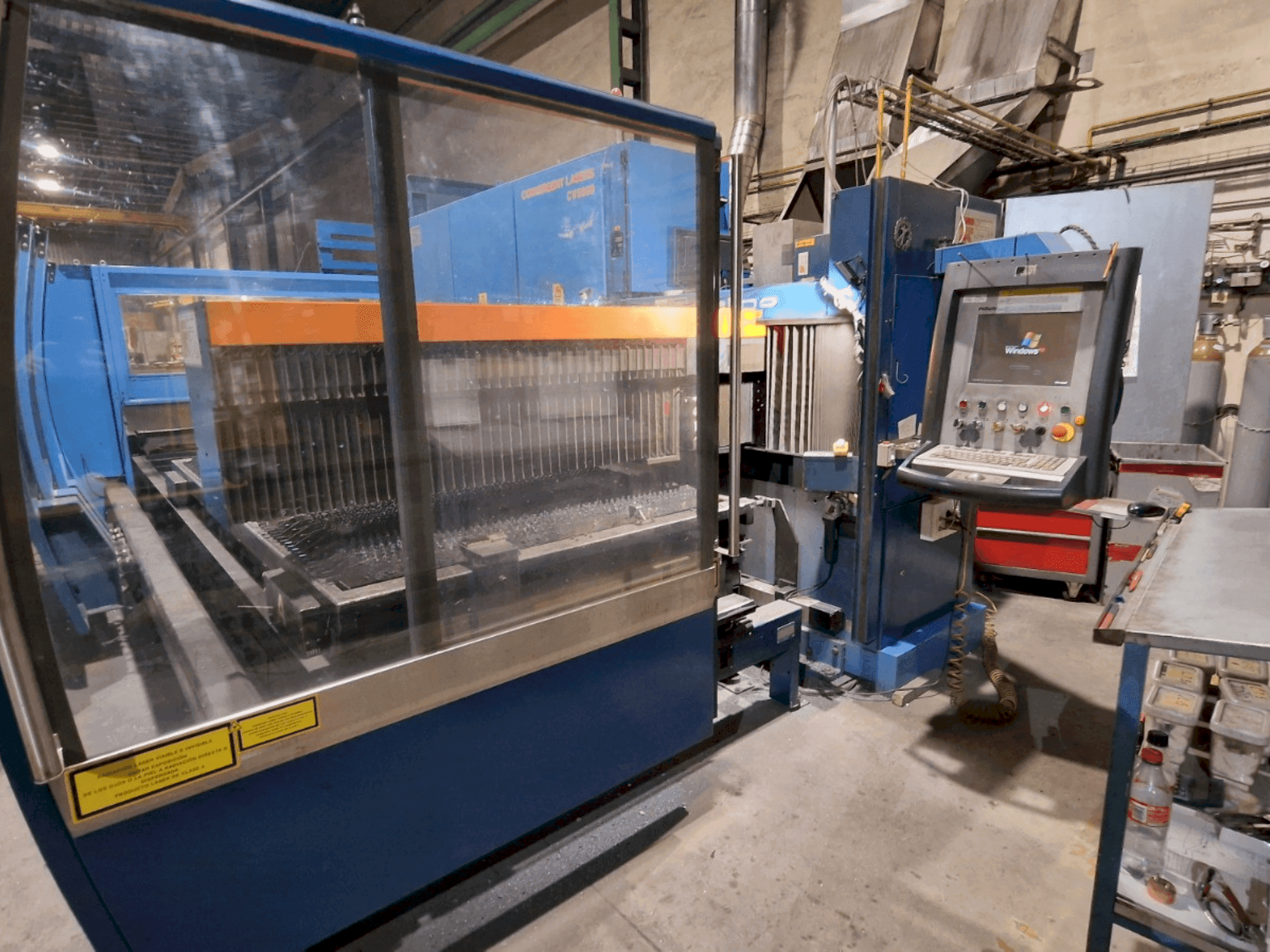 Mašīnas Prima Industrie PLATINO 1530 pretskats