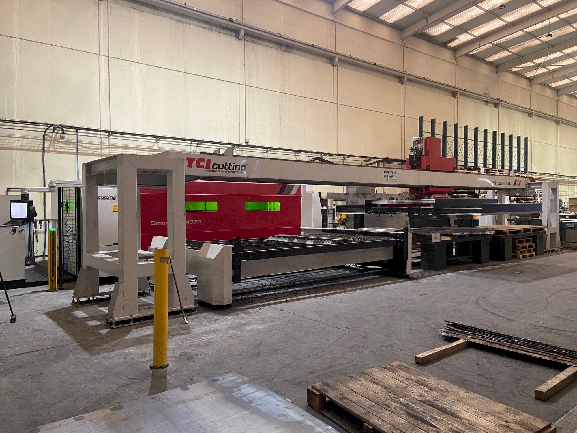 Mašīnas TCI Smartline Fiber 4020 pretskats