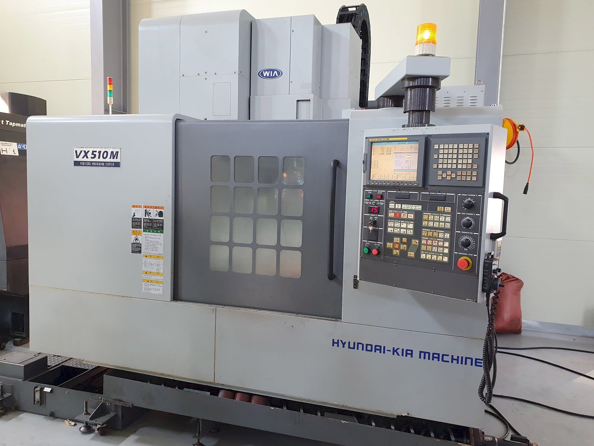 Mašīnas Hyundai Kia VX510M pretskats