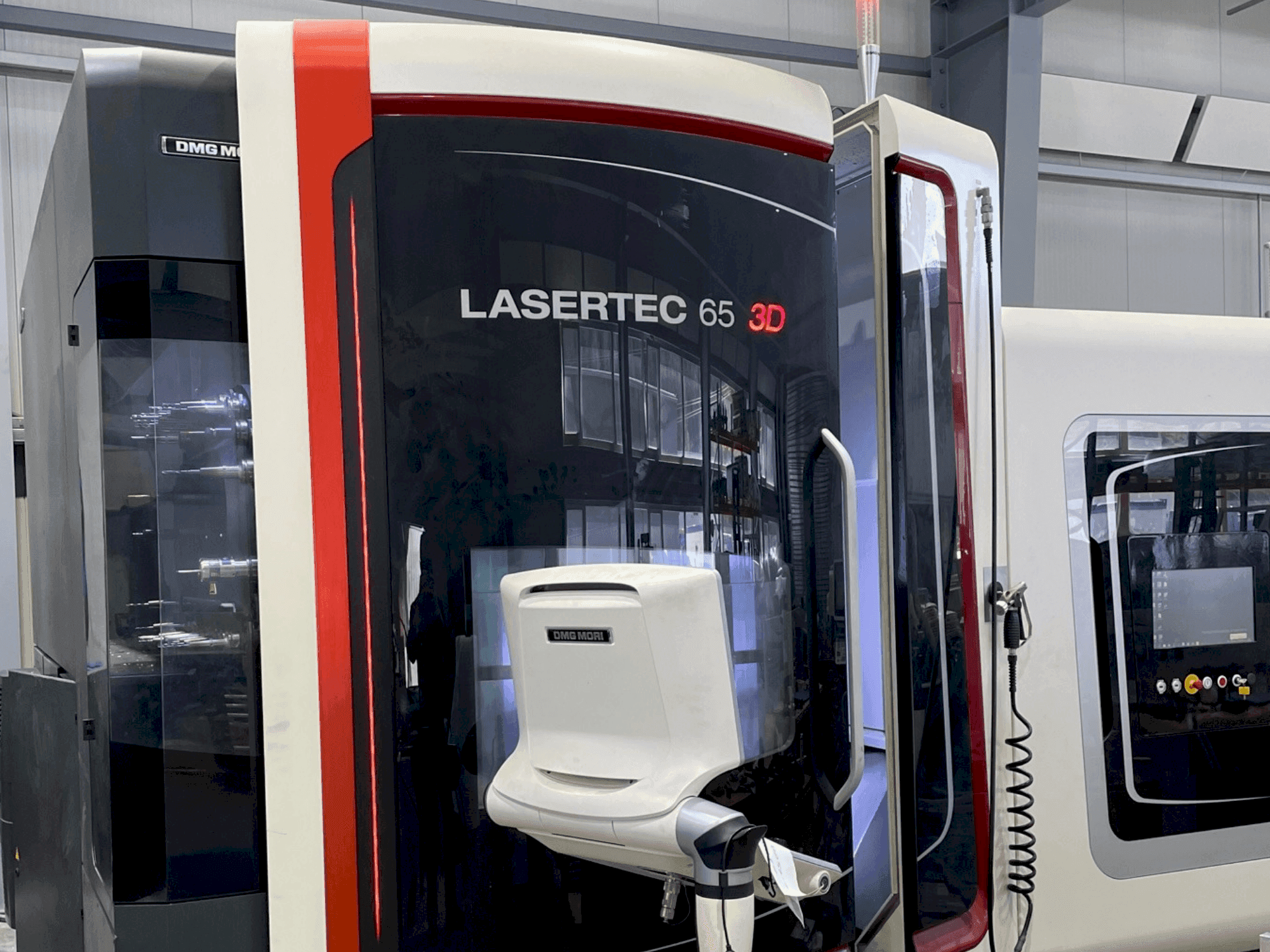 Mašīnas DMG MORI LASERTEC 65 3D Hybrid pretskats