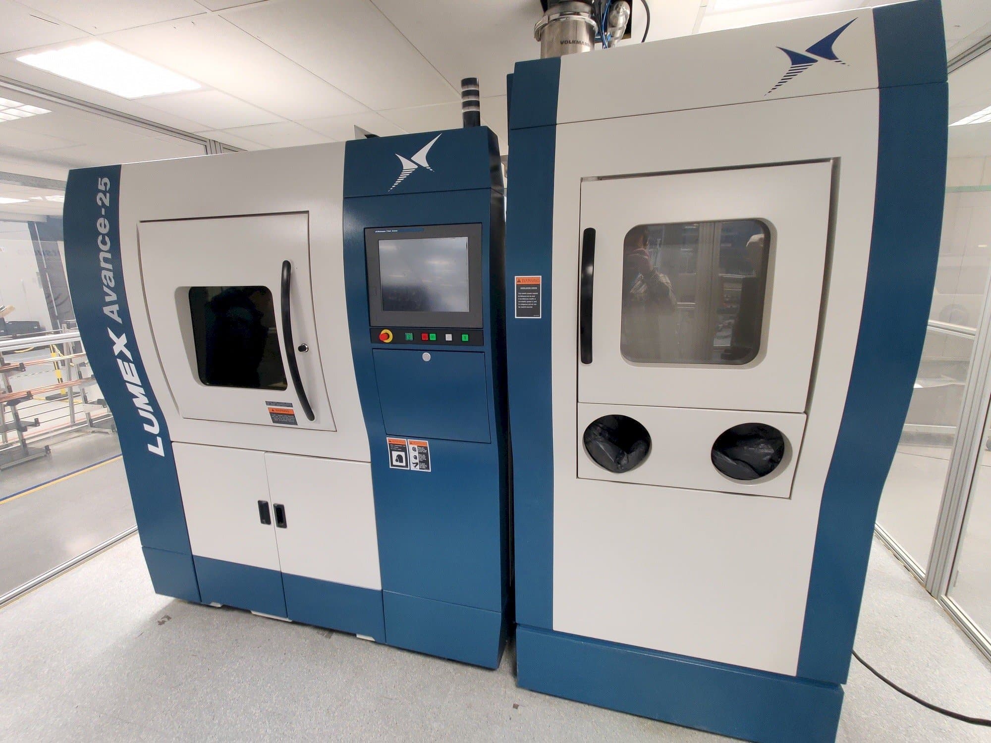 Mašīnas Matsuura Lumex Avance-25 pretskats