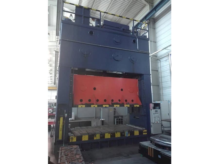 Mašīnas Erfurt PKZZ 1000/4000 pretskats