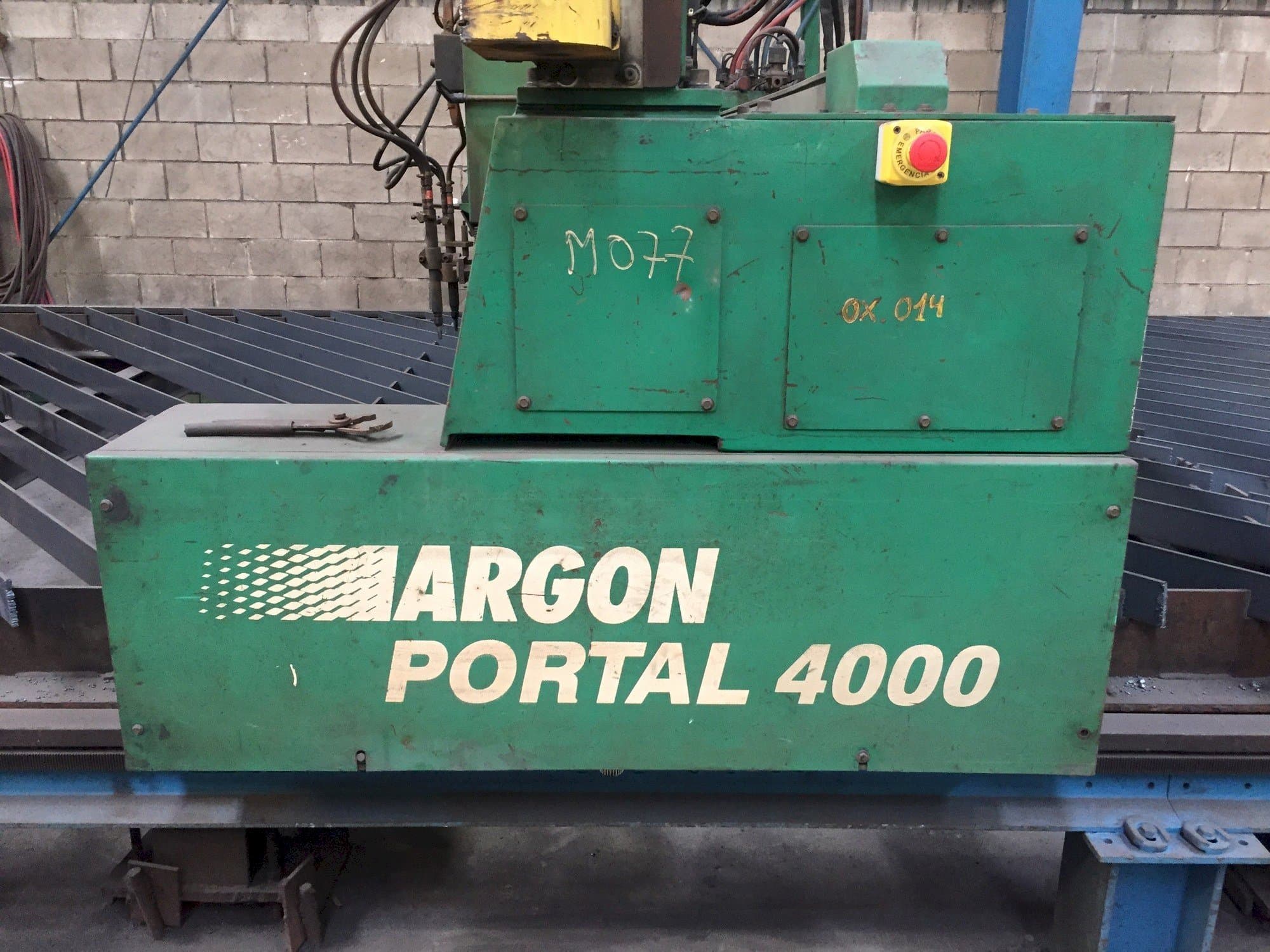 Mašīnas ARGON PORTAL 4000 pretskats