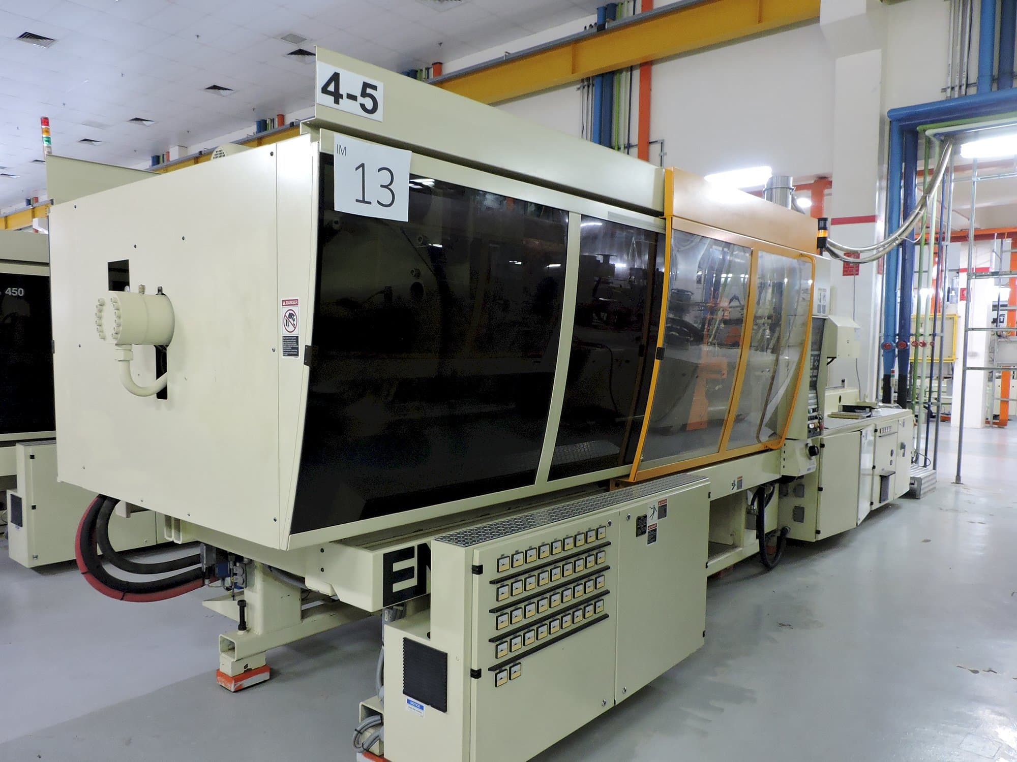 Mašīnas ENGEL skats TOGGLE 1350/450 no kreisās puses