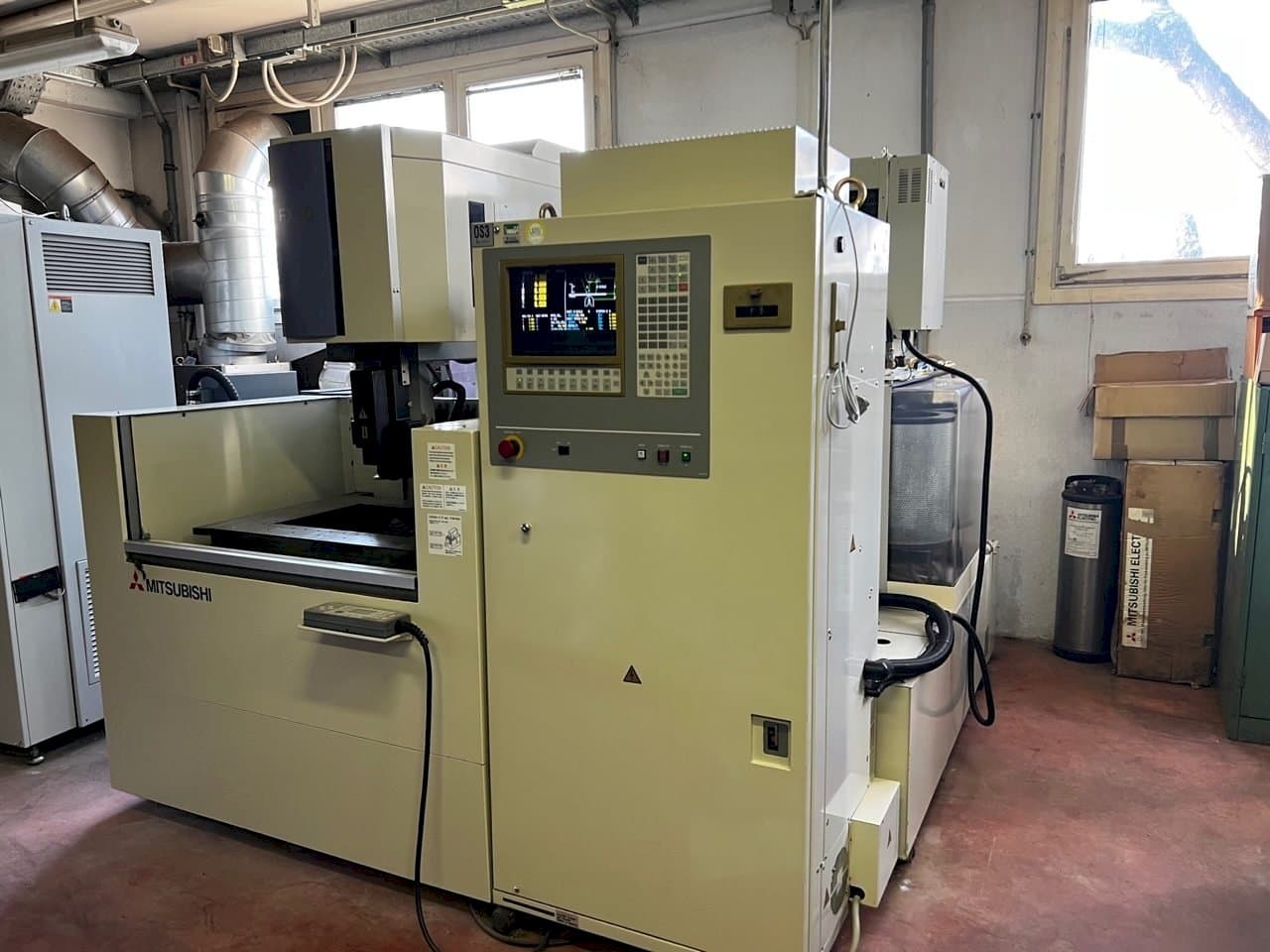 Mašīnas Mitsubishi fx 20 pretskats