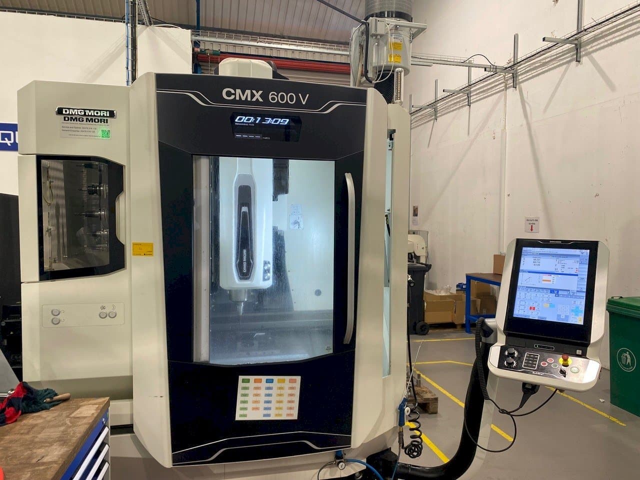 Mašīnas DMG CMX 600 V pretskats