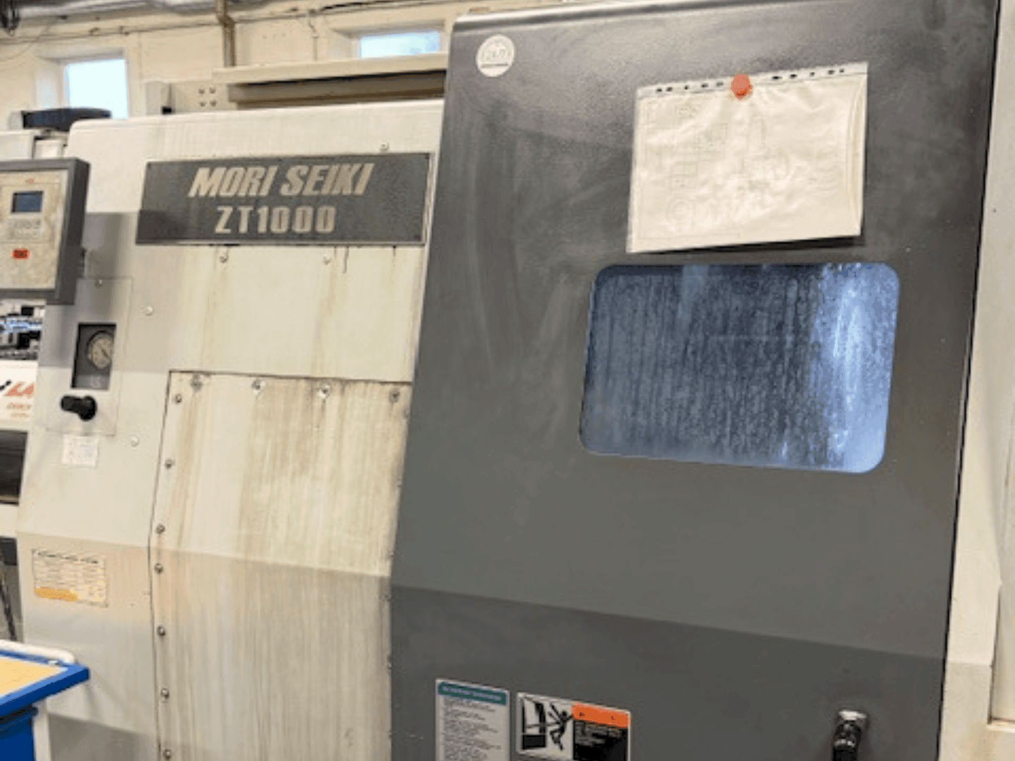 Mašīnas MORI SEIKI ZT1000Y pretskats