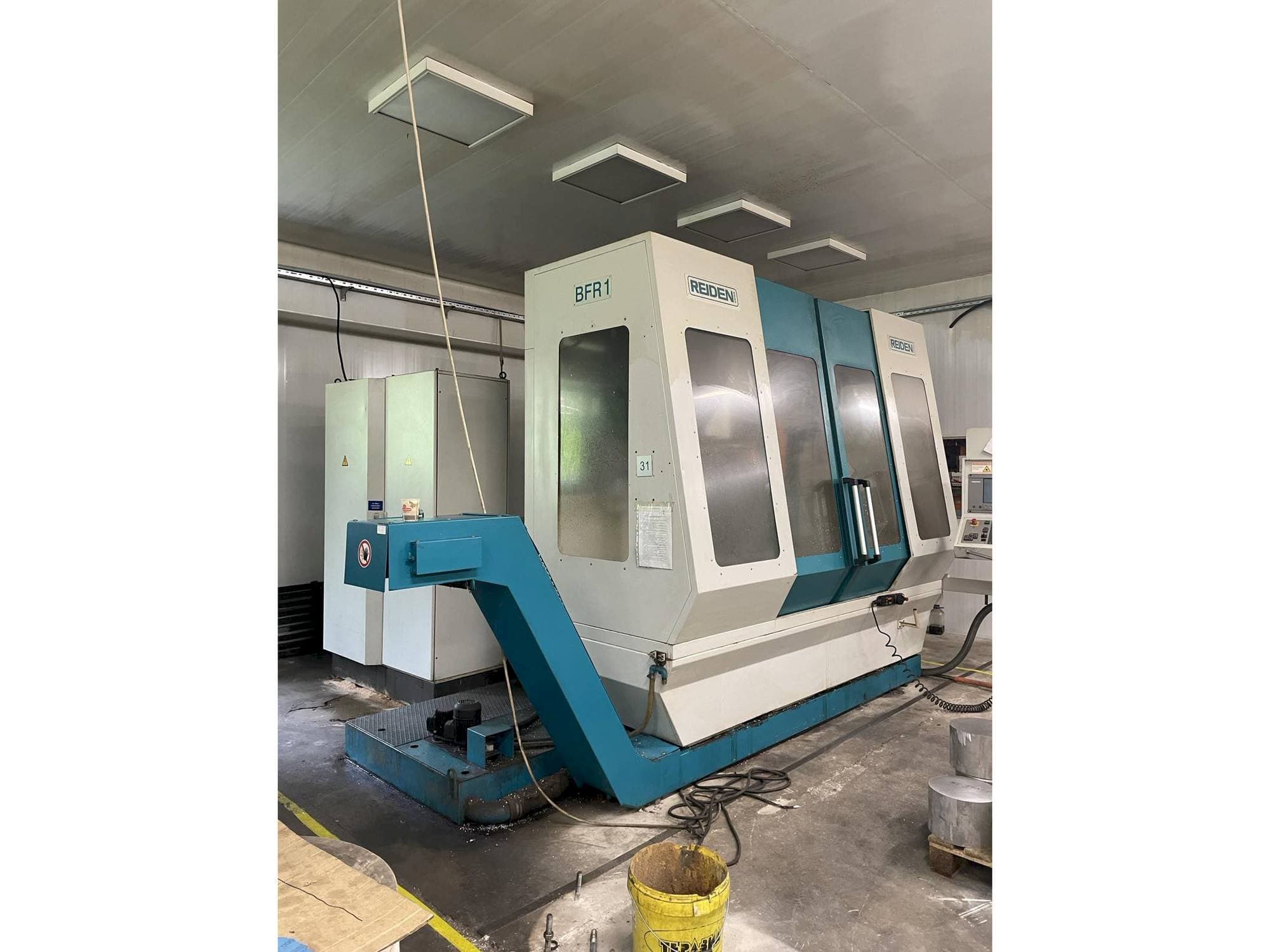 Mašīnas Reiden BFR 1 pretskats