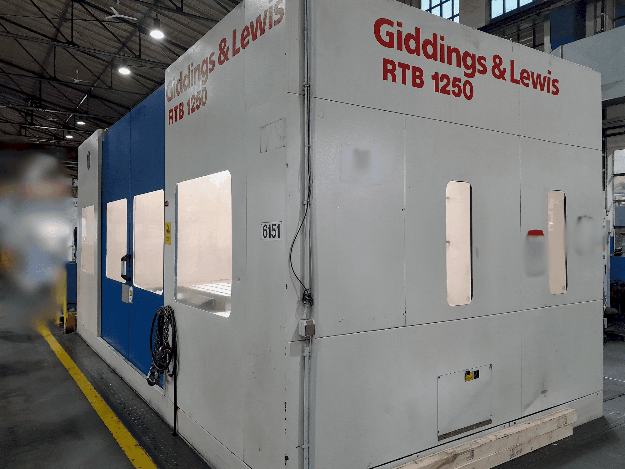 Mašīnas GIDDINGS & LEWIS HMC 410 RTB 1250 pretskats