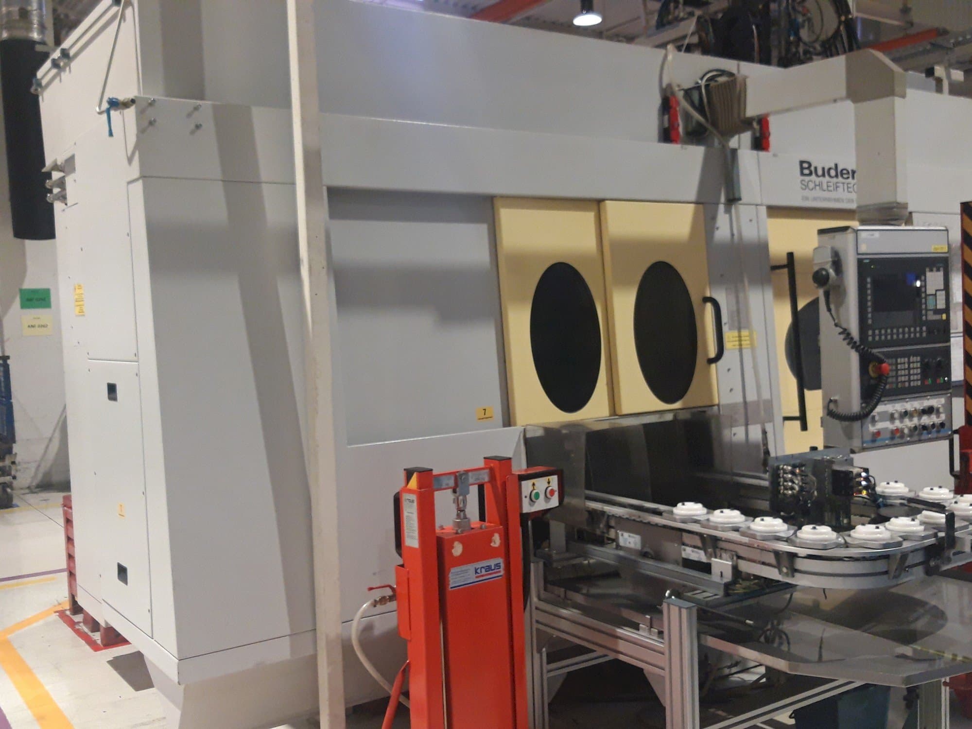Mašīnas Budeurus CNC 245 + Automation pretskats