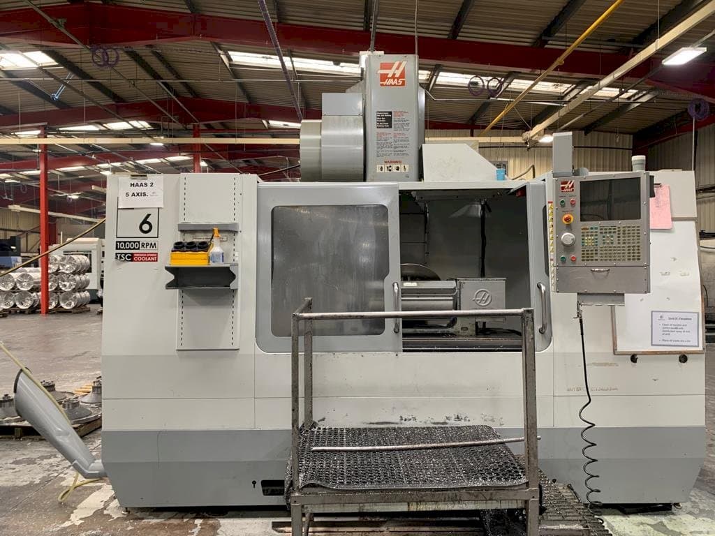 Mašīnas HAAS VF-6/40 pretskats