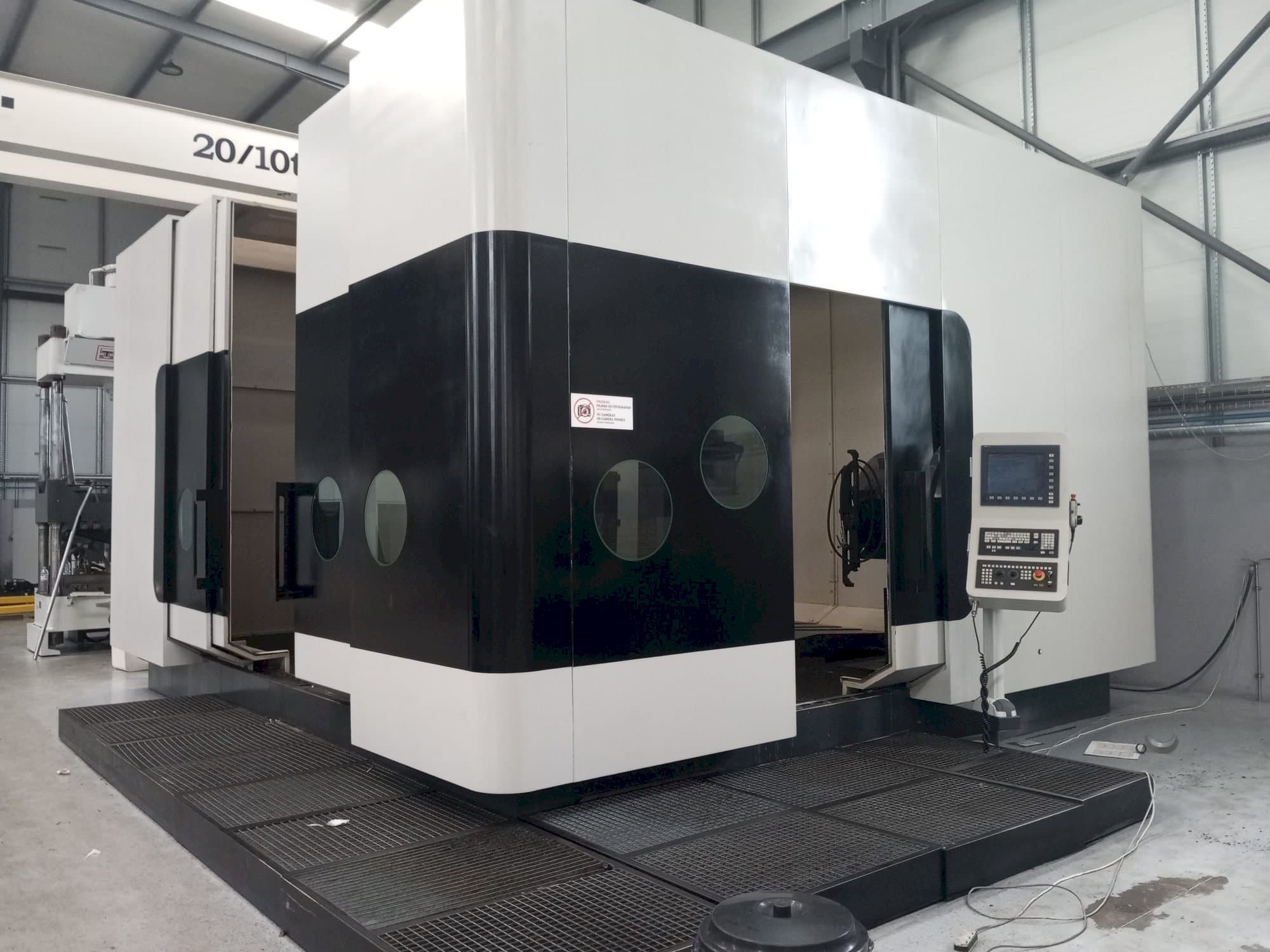 Mašīnas CHETO 3000 pretskats