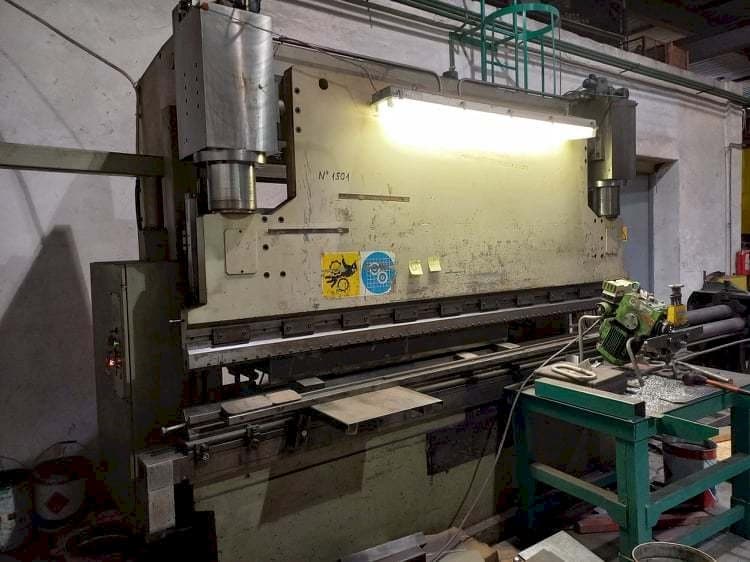 Mašīnas DONEWELL HP3B pretskats
