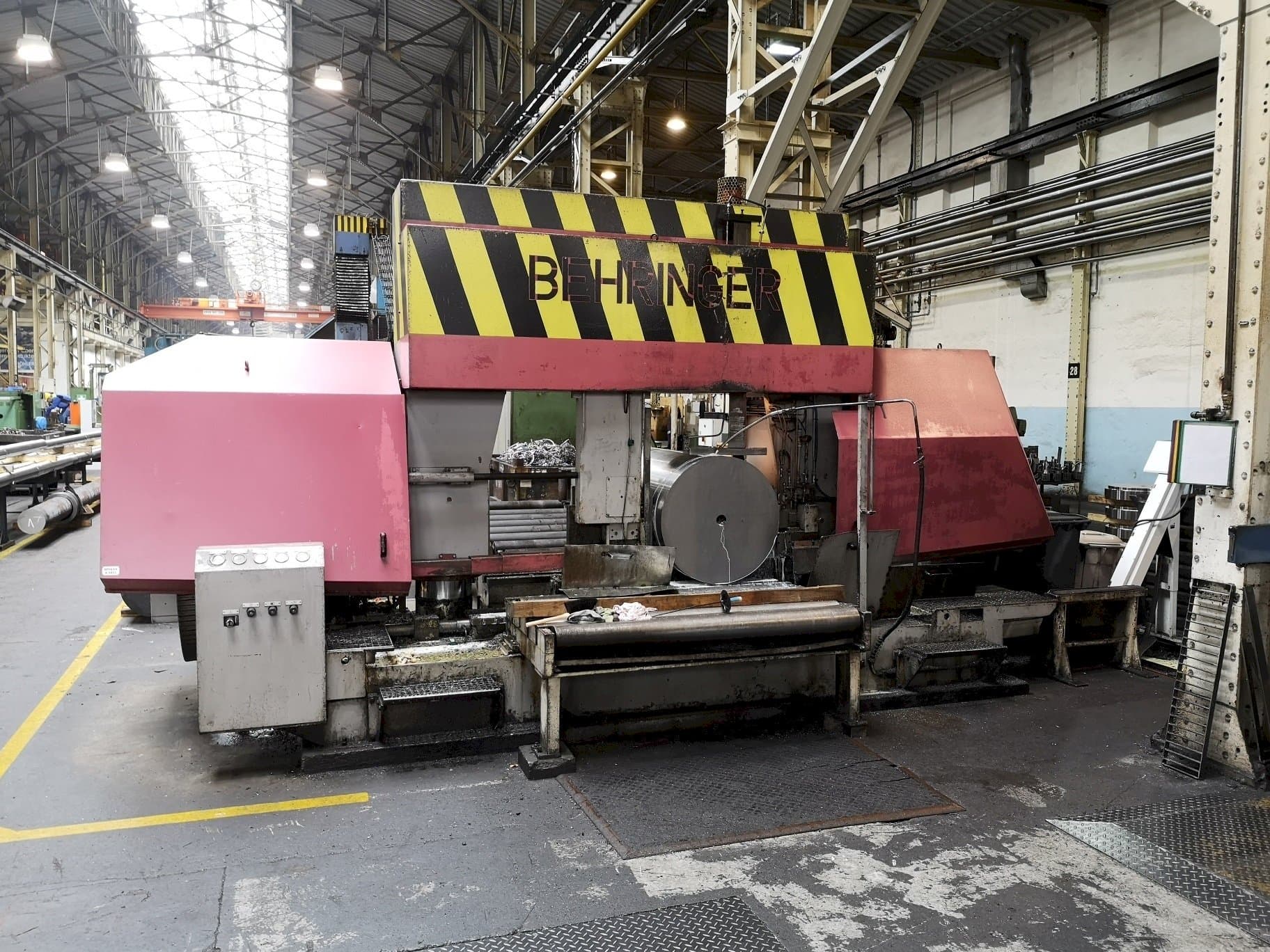 Mašīnas Behringer HBP1080/1700 A/CNC  pretskats