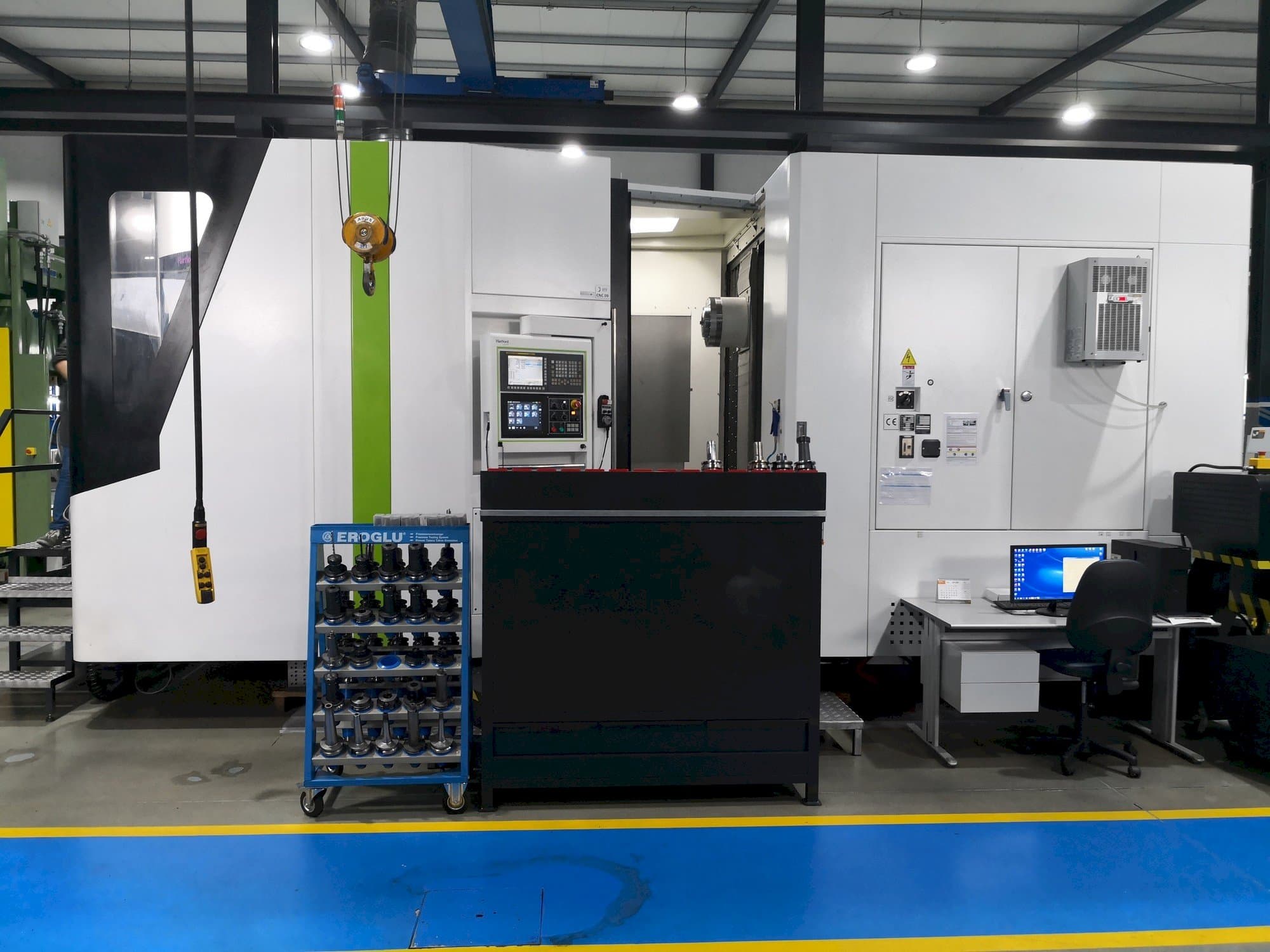 Mašīnas Hartford HMC-10 pretskats