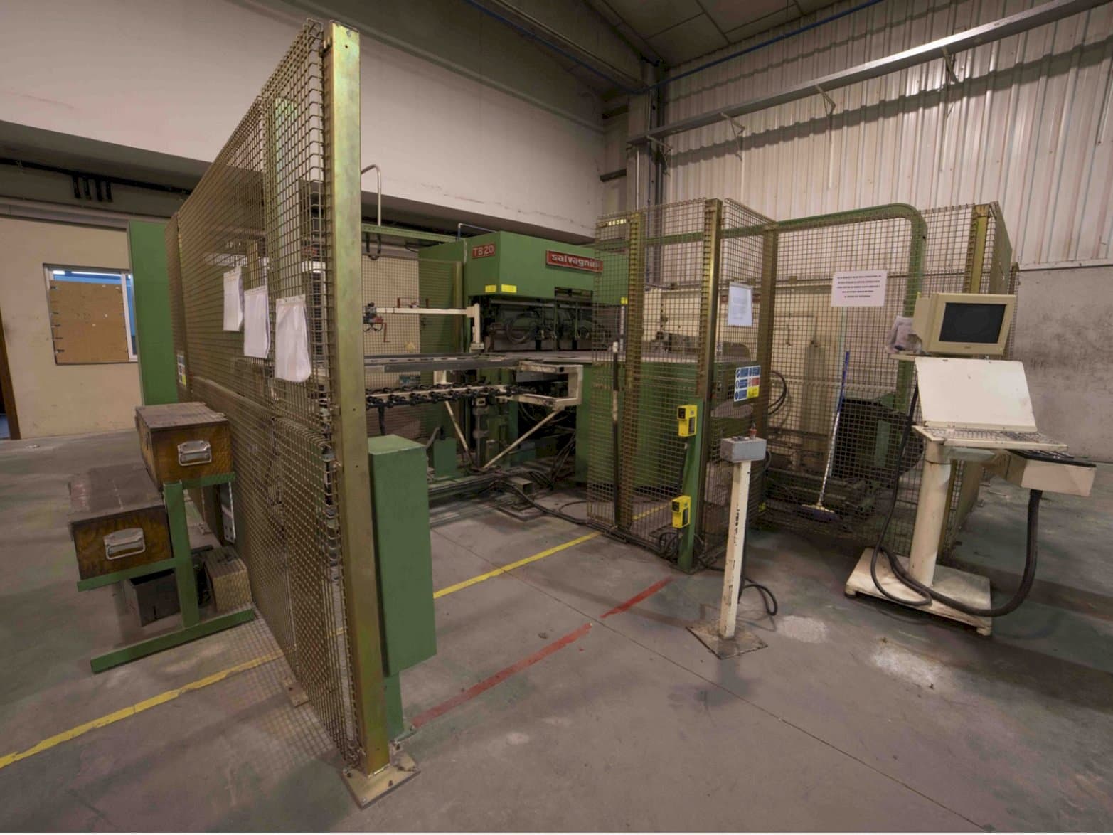 Mašīnas Salvagnini TB20 pretskats