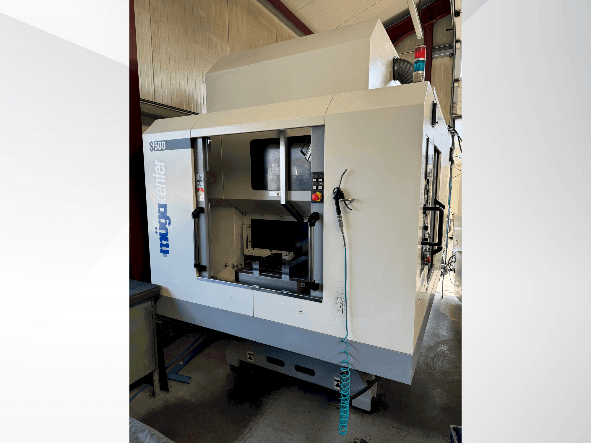 Mašīnas Muga S500 pretskats