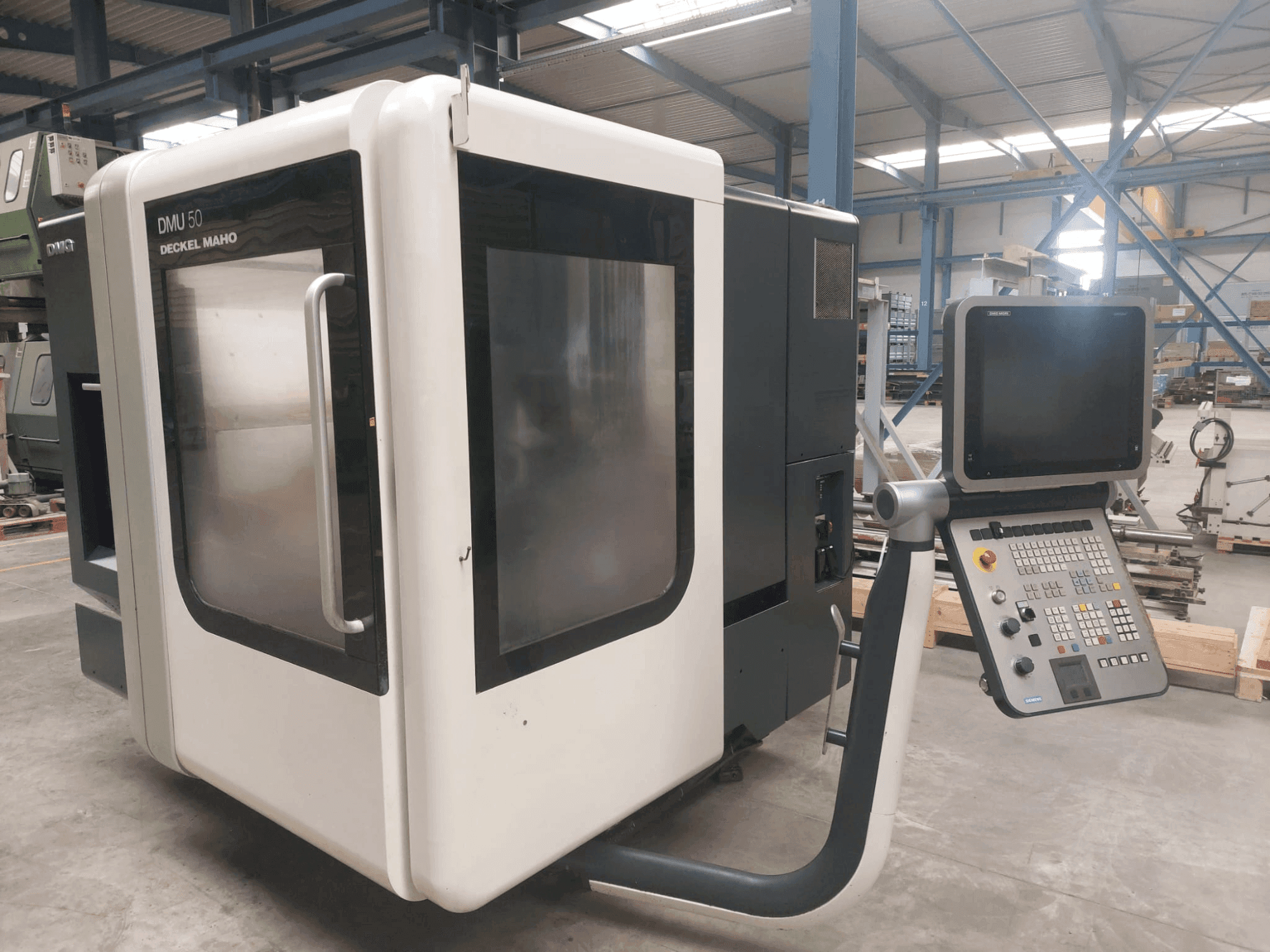 Mašīnas DMG DECKEL MAHO DMU 50 pretskats
