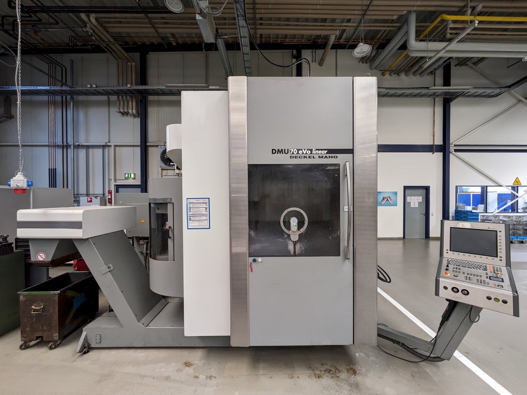 Mašīnas DECKEL MAHO DMU70 eVo linear pretskats