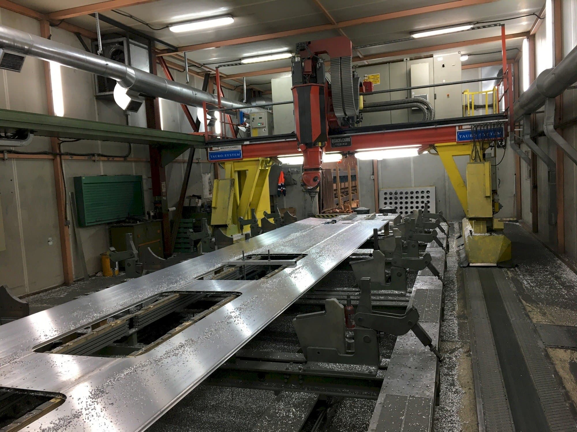 Mašīnas Bisiach & Carru TJKP8/11/F  pretskats