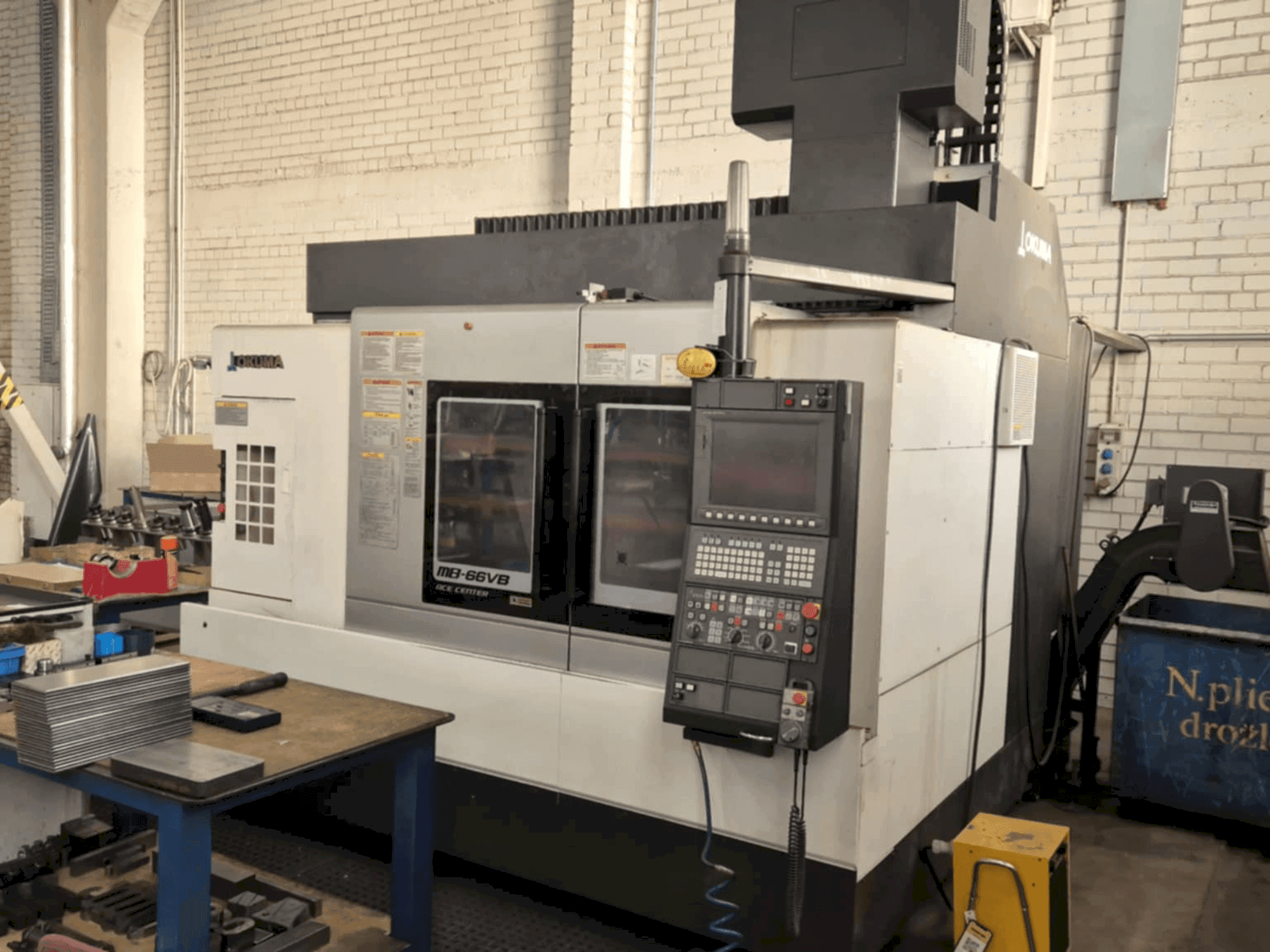 Mašīnas Okuma MB-66VB  pretskats
