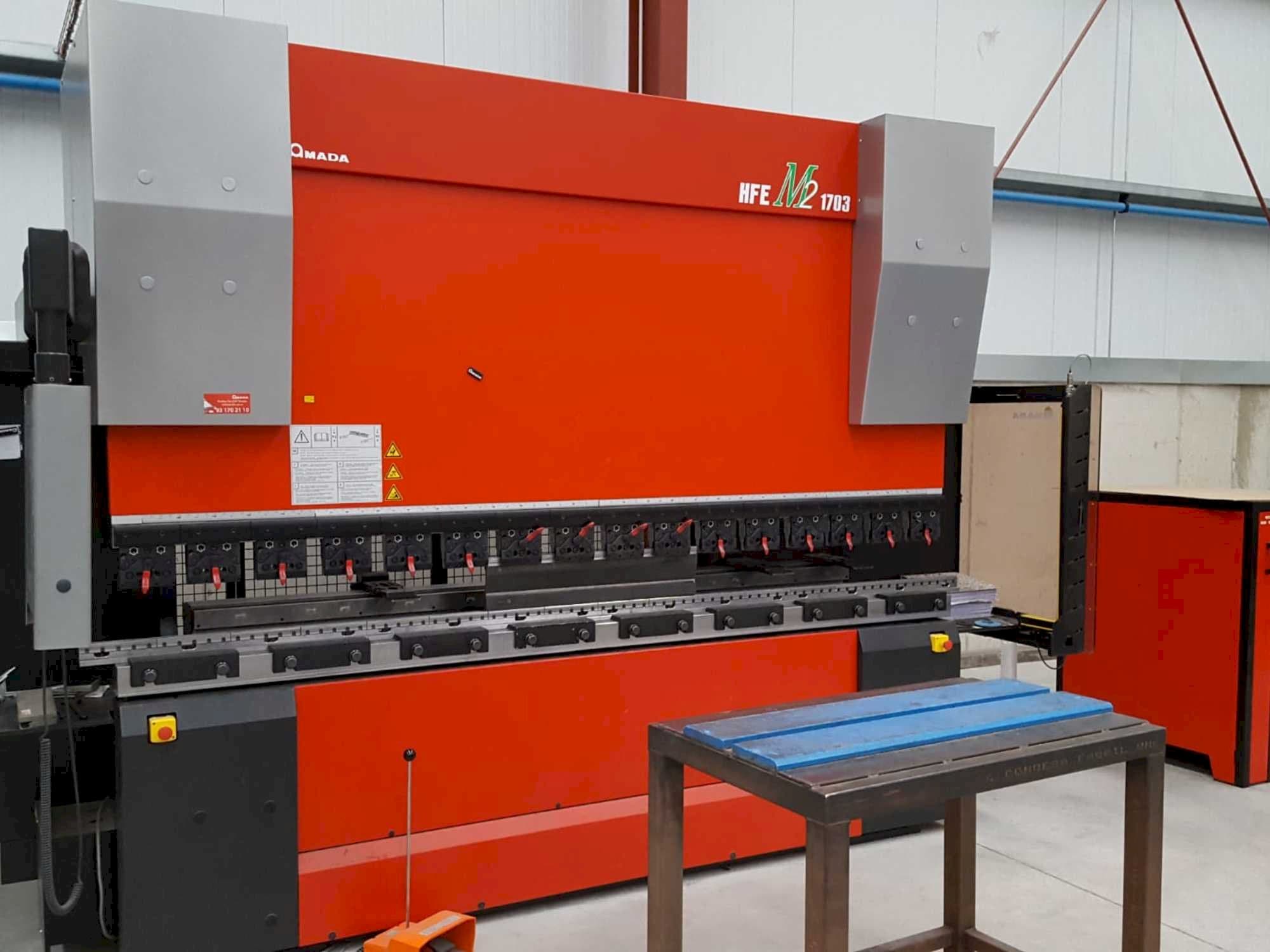Mašīnas AMADA HFE M2-EVO 1703 pretskats