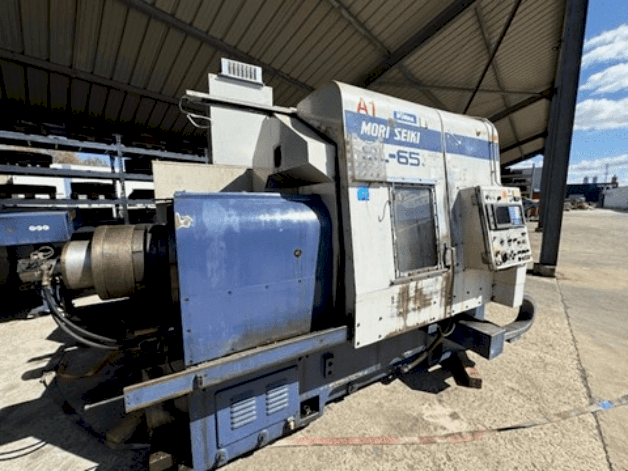 Mašīnas MORI SEIKI SL-65C pretskats