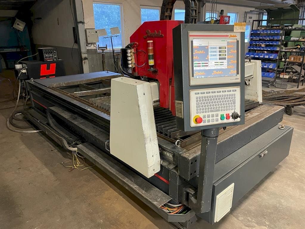Mašīnas Baykal BPH 1503 + Hypertherm HPR 130 pretskats