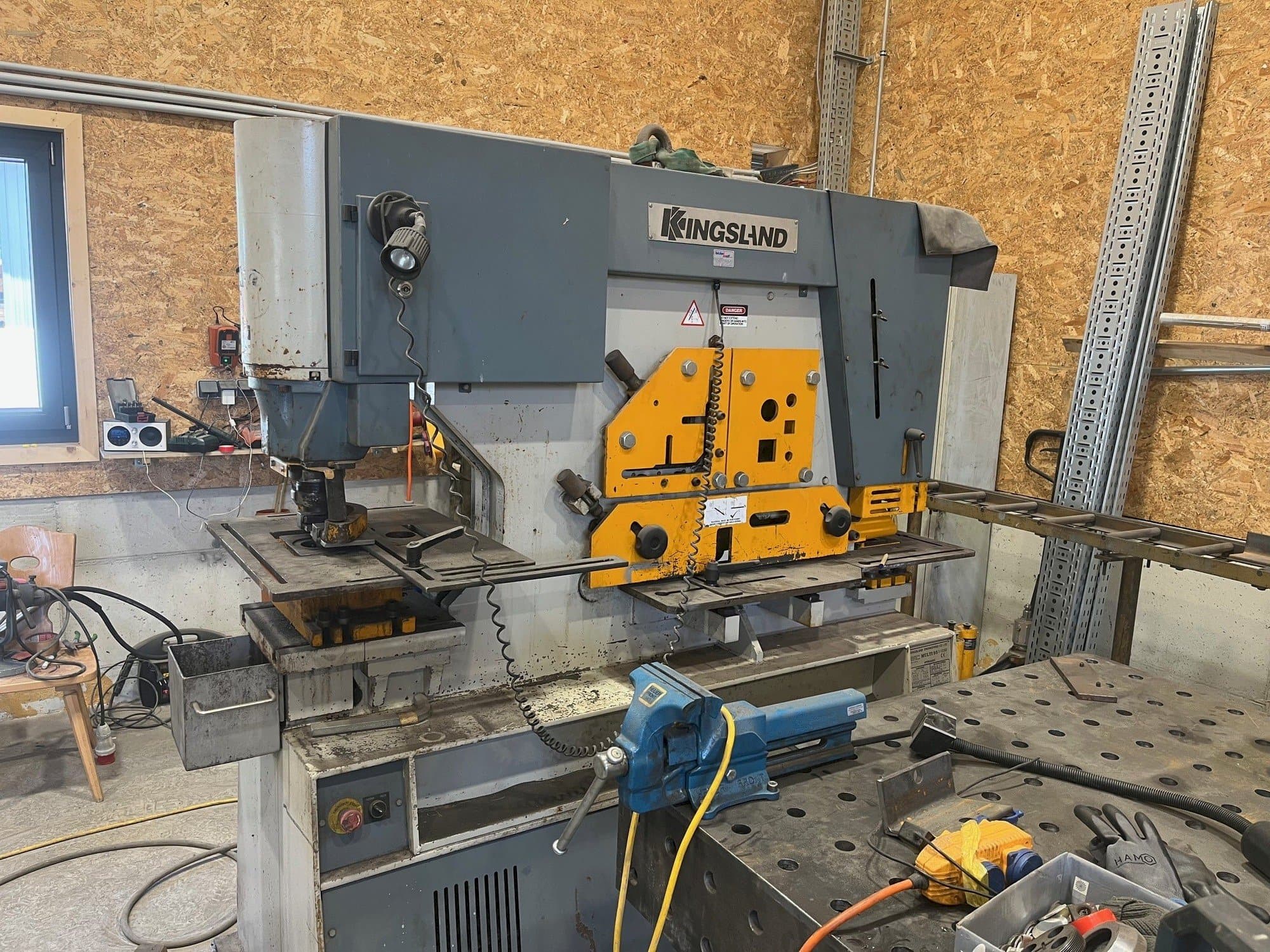 Mašīnas KINGSLAND Multi 95 pretskats