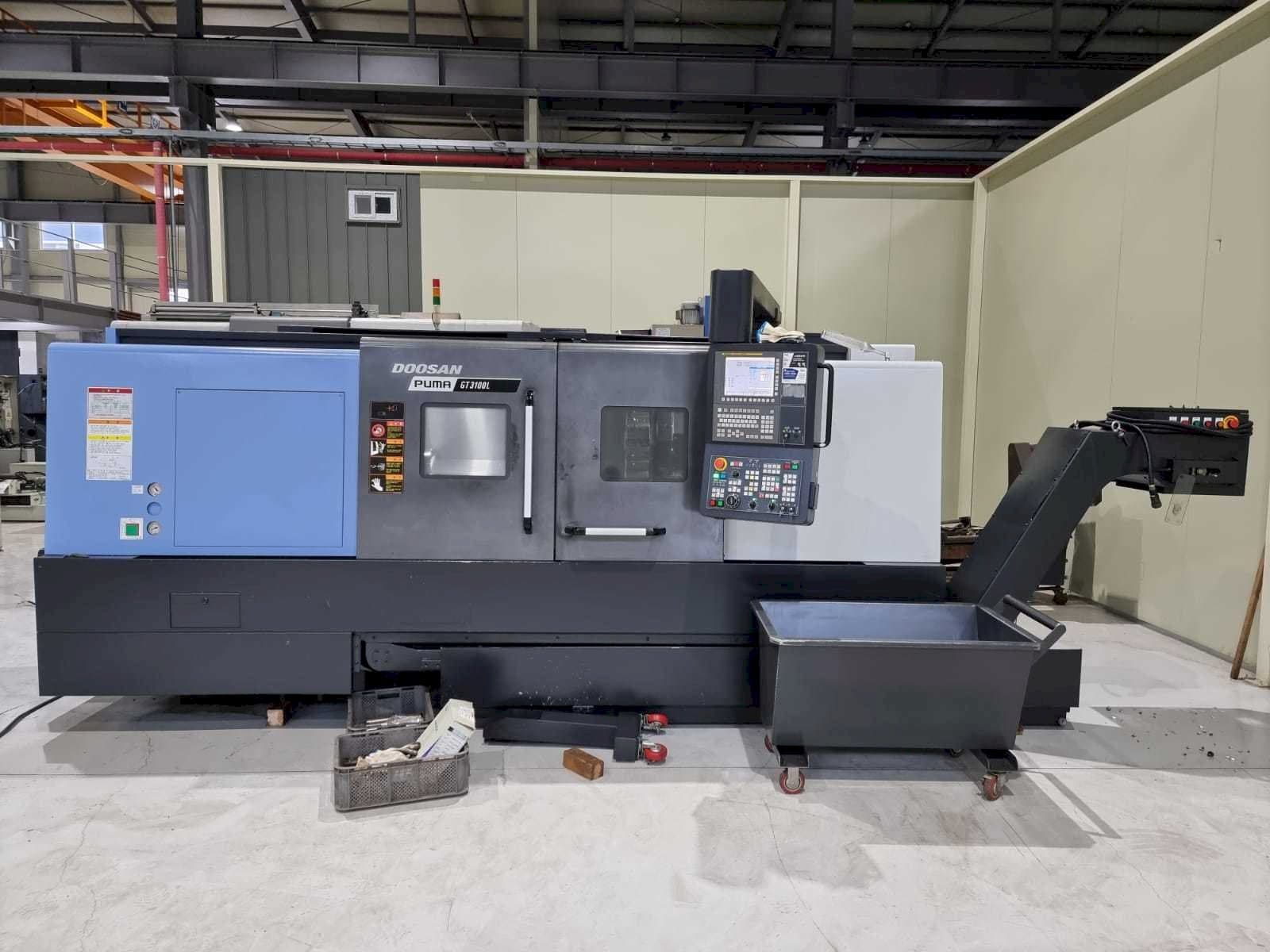 Mašīnas Doosan PUMA GT3100L pretskats