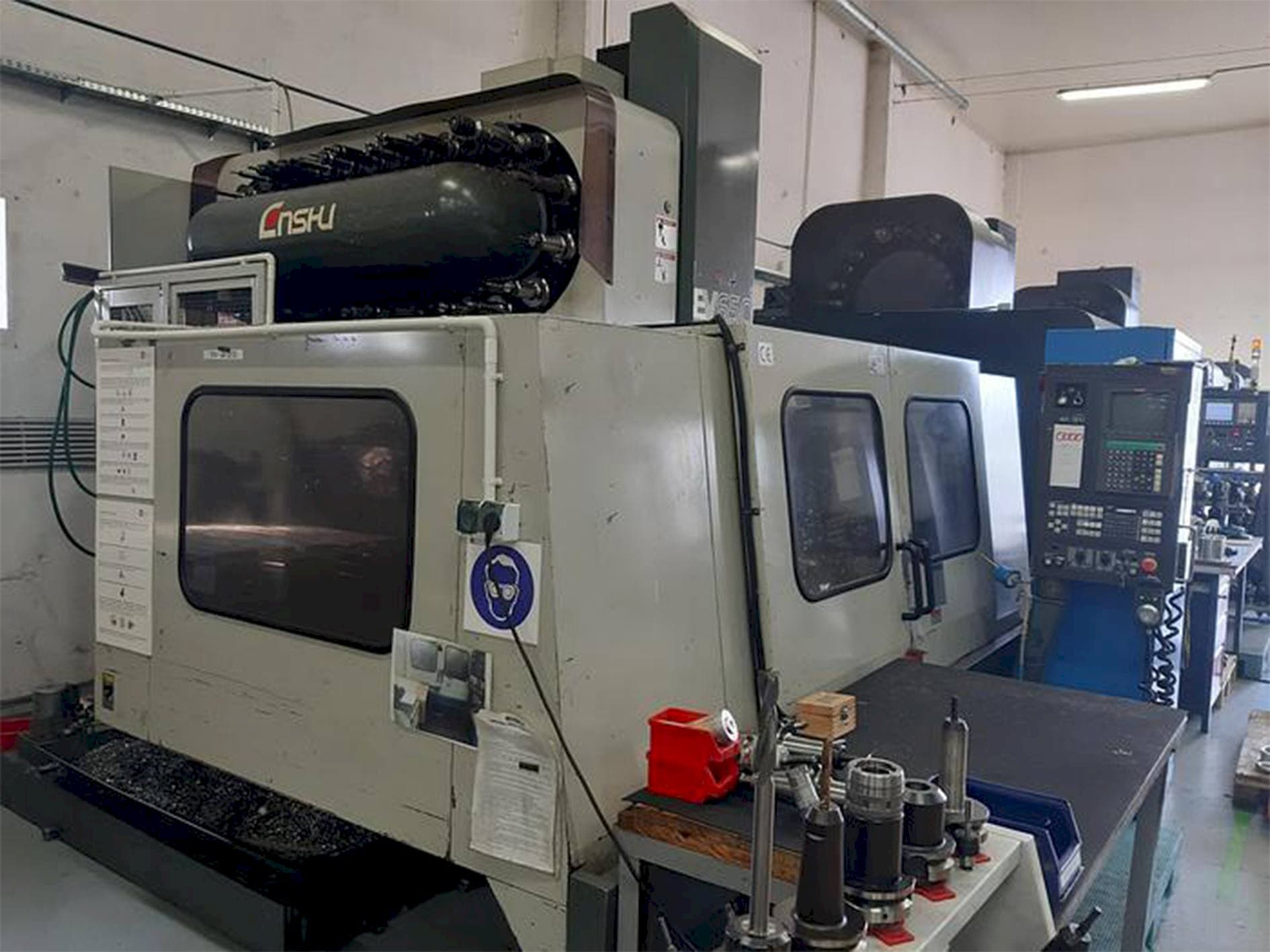 Mašīnas Enshu EV 650 pretskats