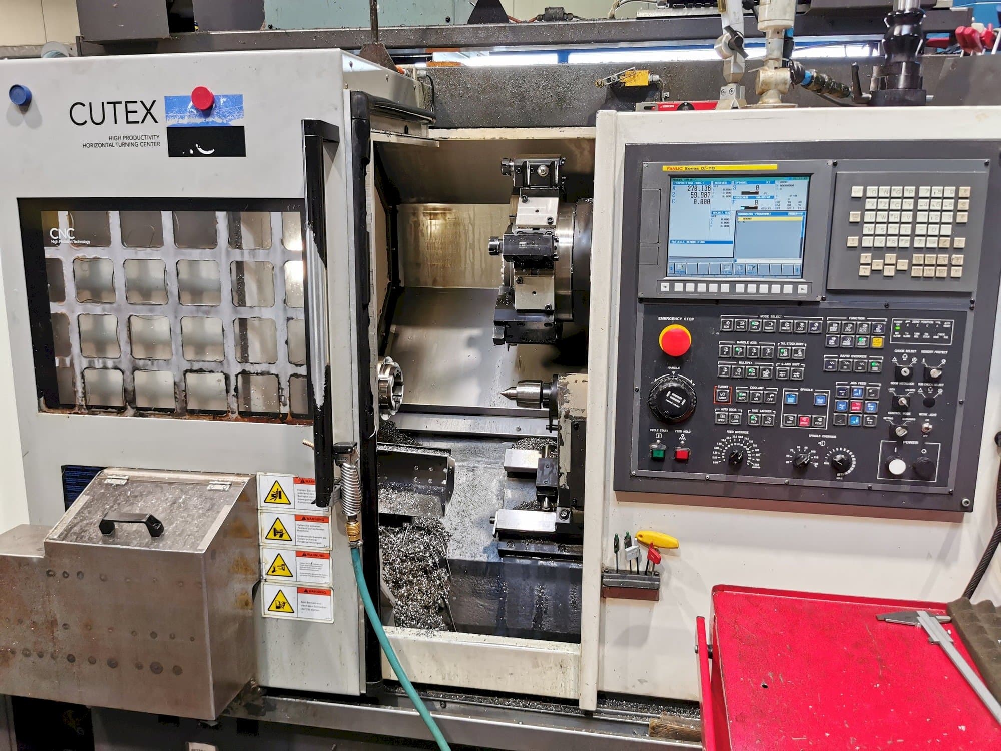 Mašīnas HWACHEON CUTEX 160B MC pretskats