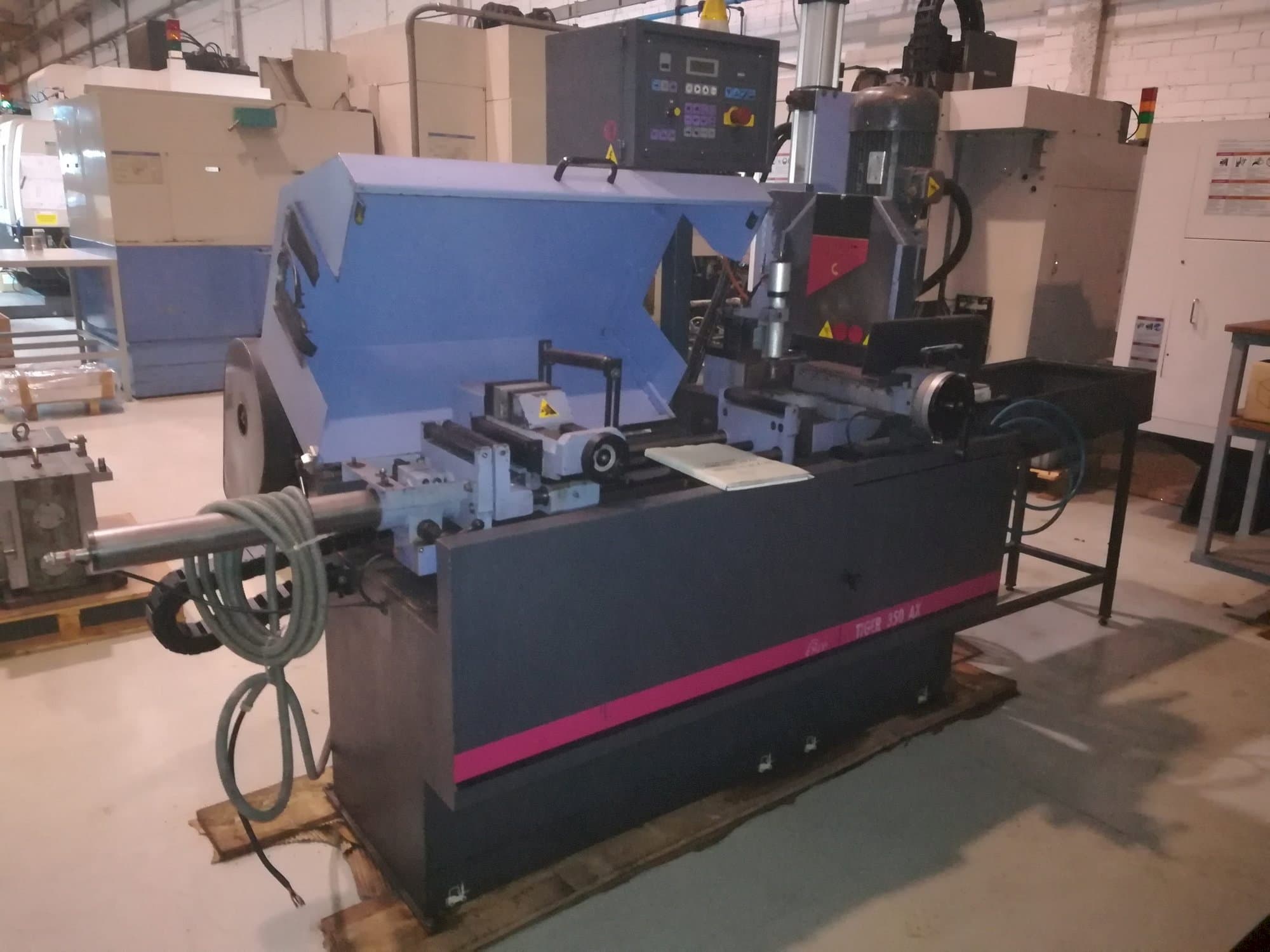 Mašīnas MEP TIGER 350 AX  pretskats