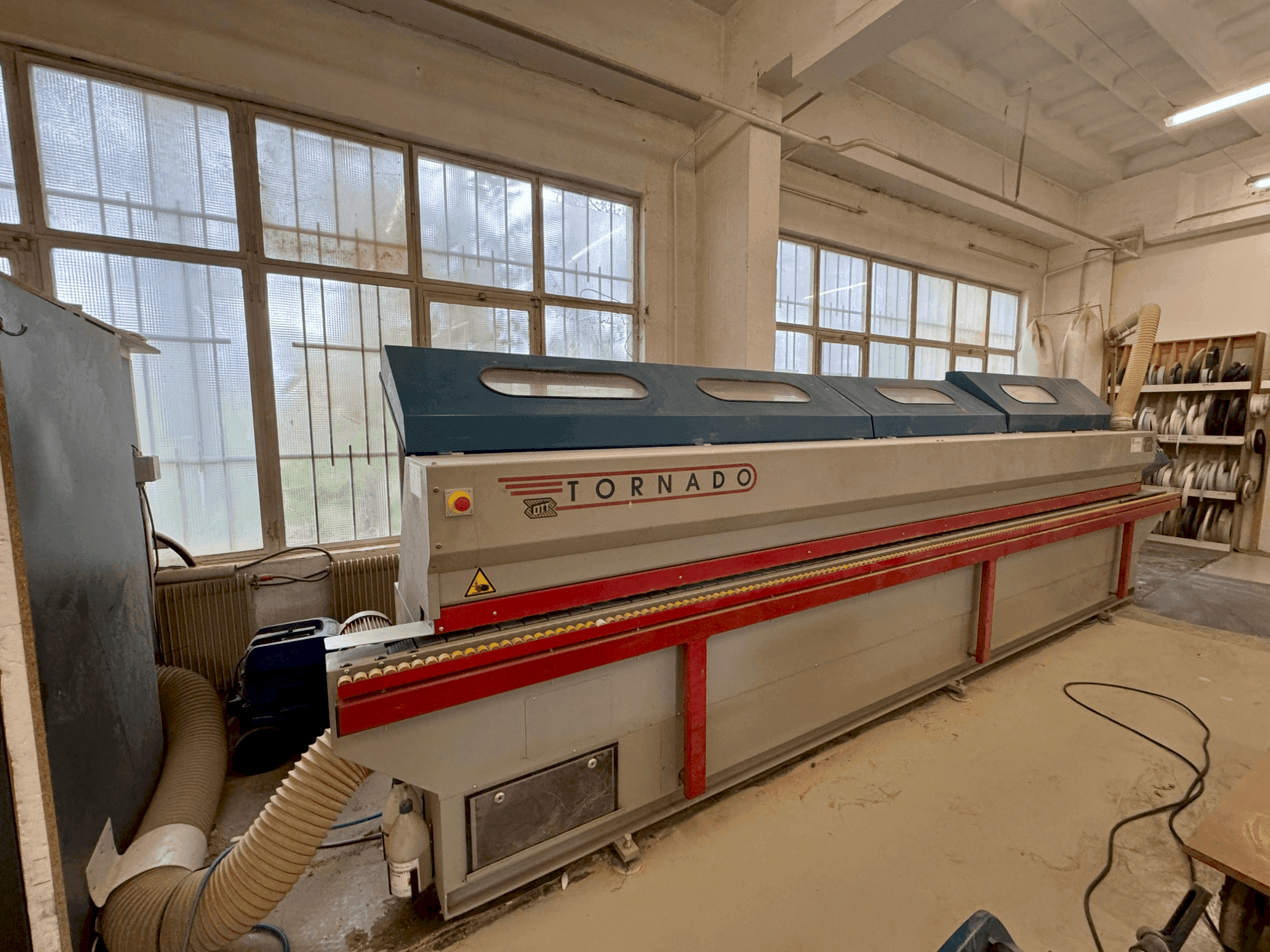 Mašīnas OTT Tornado  pretskats