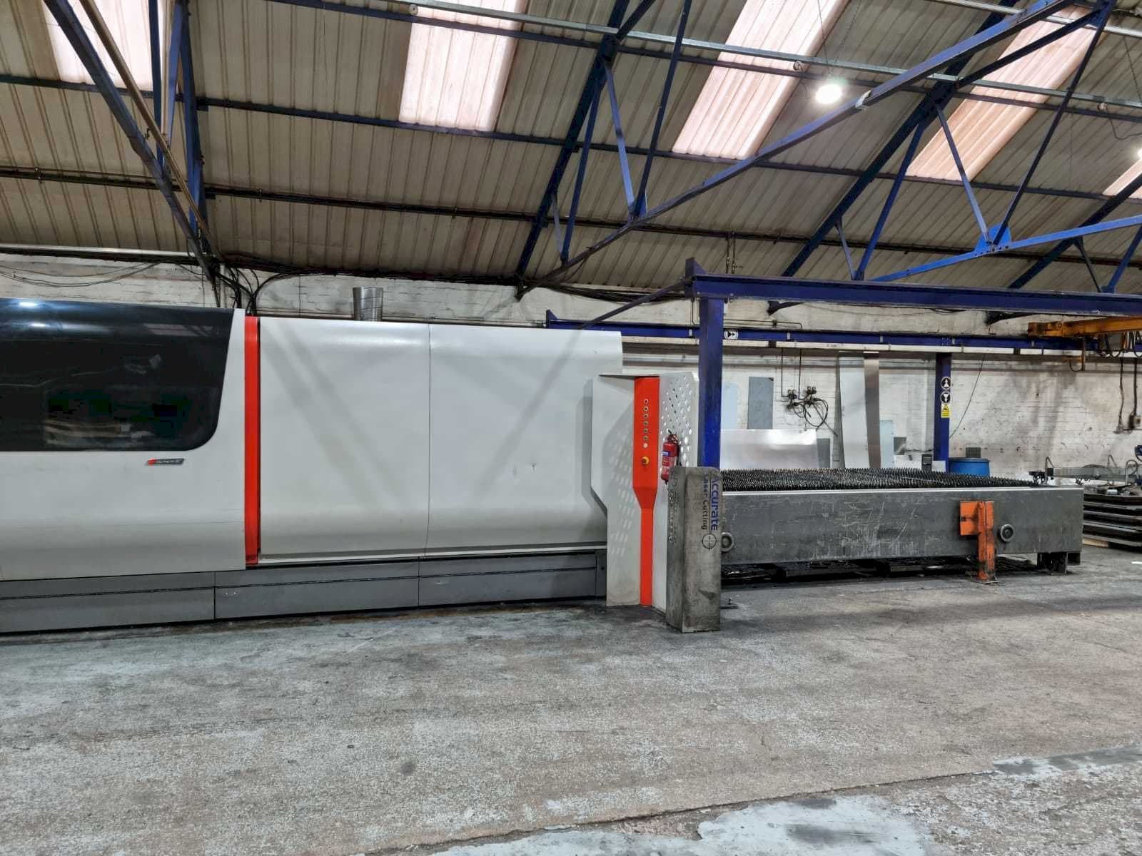 Mašīnas Bystronic Bystar Fiber 4020 10KW  pretskats