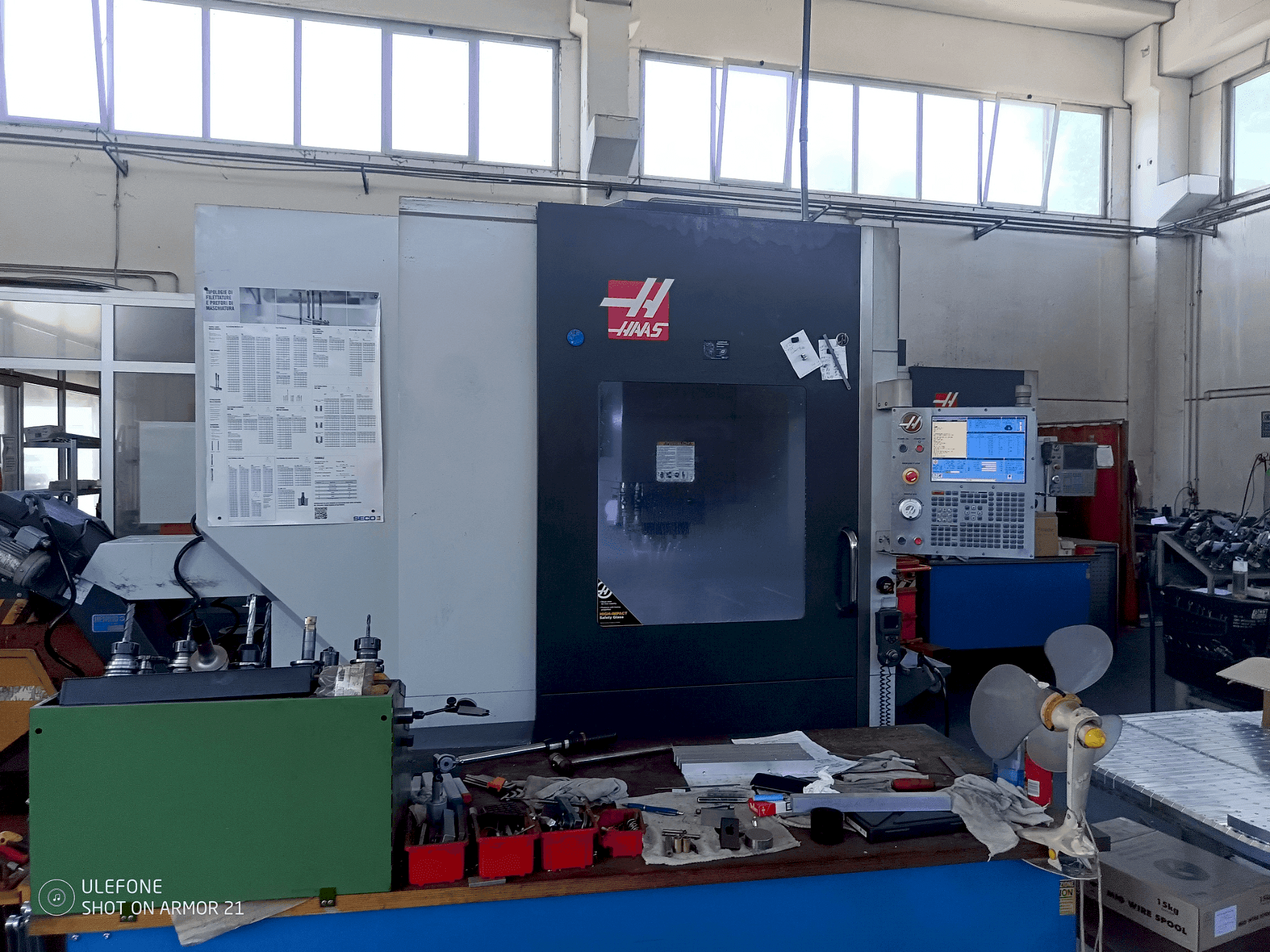 Mašīnas HAAS UMC 750SS pretskats