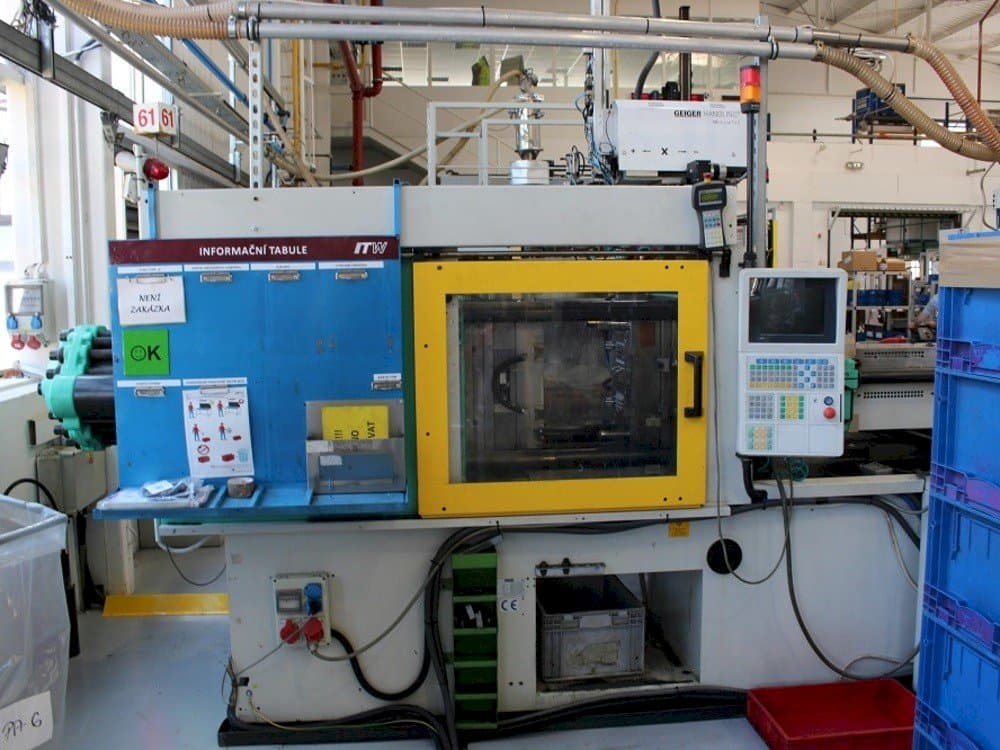 Mašīnas Arburg 470 C 1500-800 pretskats