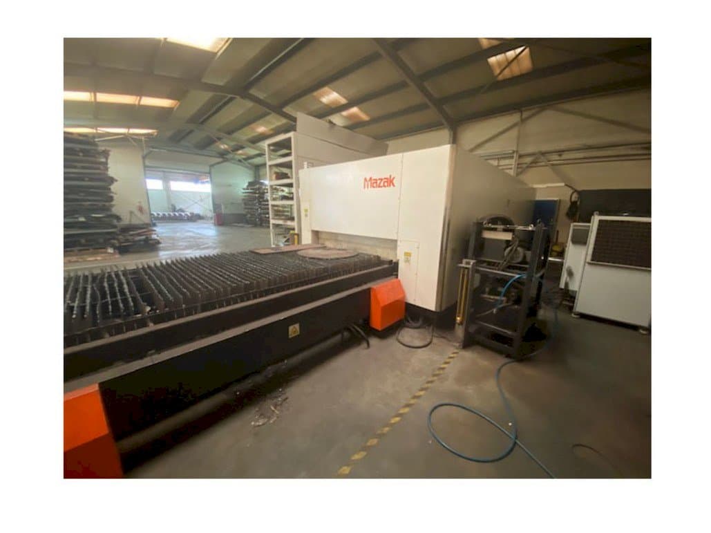 Mašīnas Mazak Optiplex Nexus 3015 pretskats