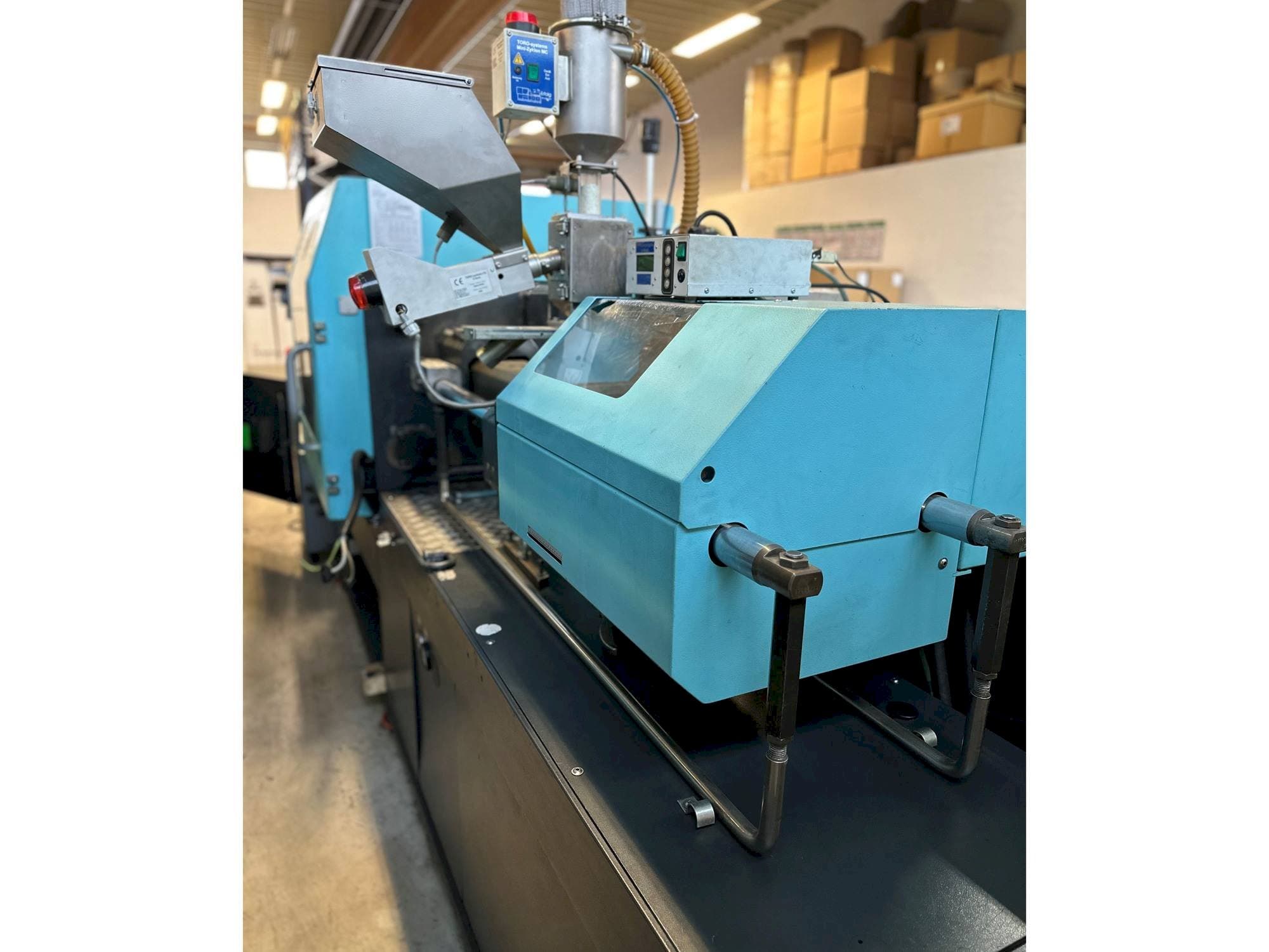 Mašīnas DEMAG Concept 80/370-120  pretskats