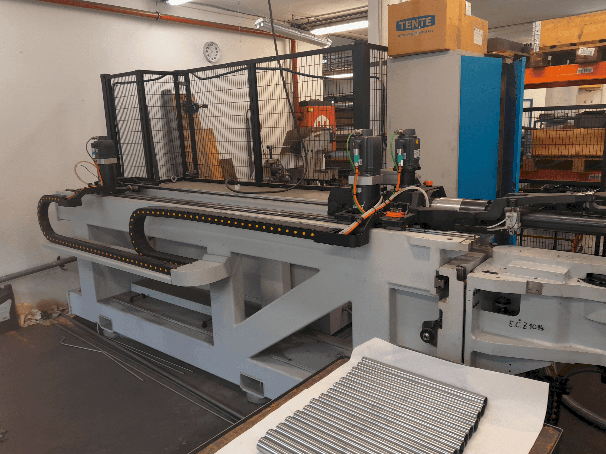 Mašīnas BLM ELECT 40 pretskats