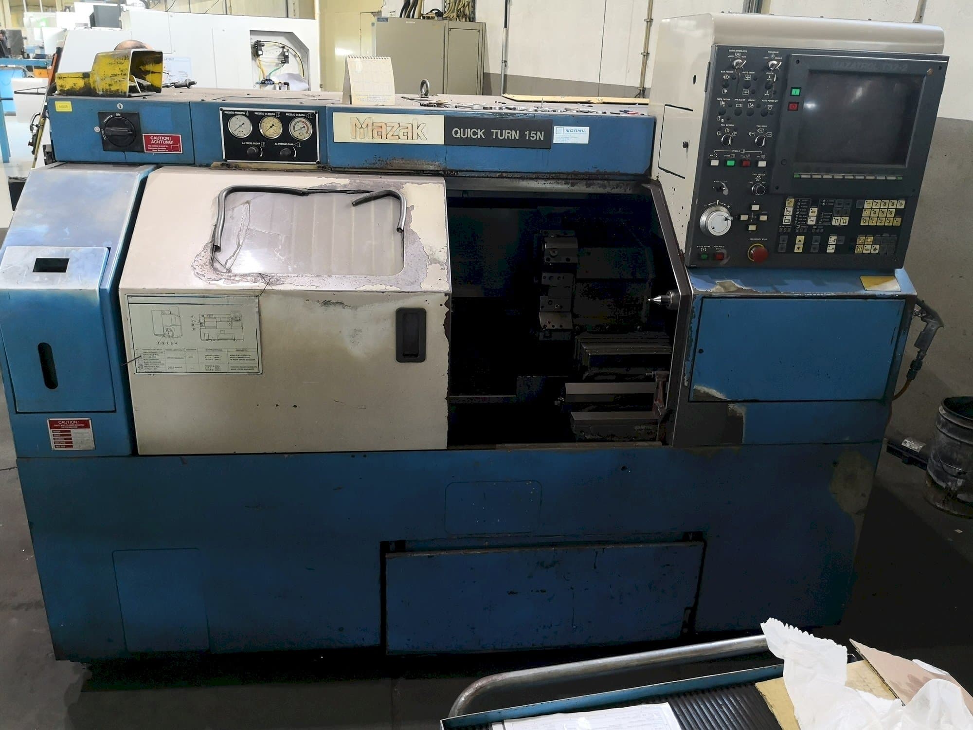 Mašīnas Mazak Quick Turn 15N pretskats