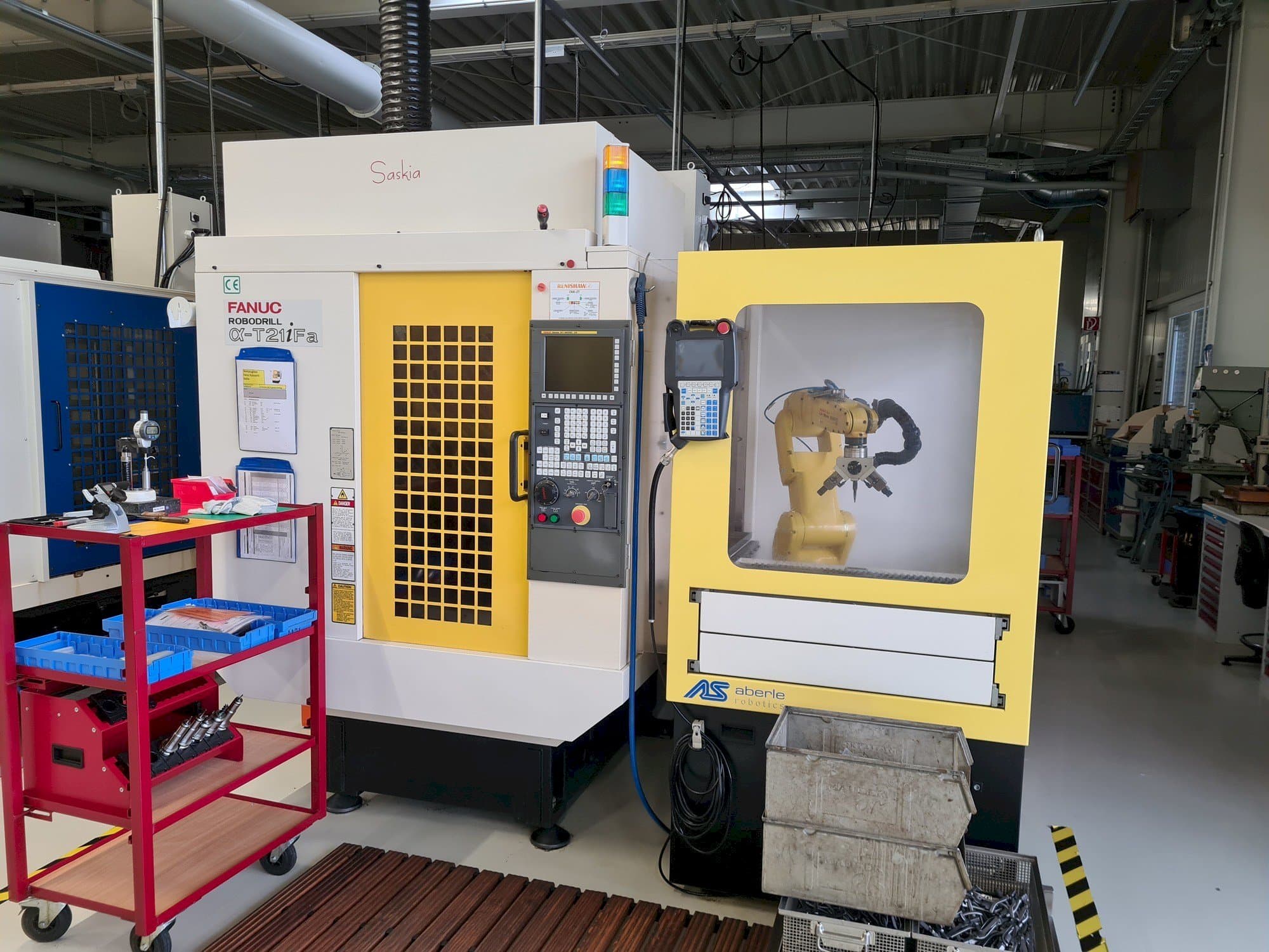 Mašīnas FANUC Robodrill ALPHA T21iFA pretskats