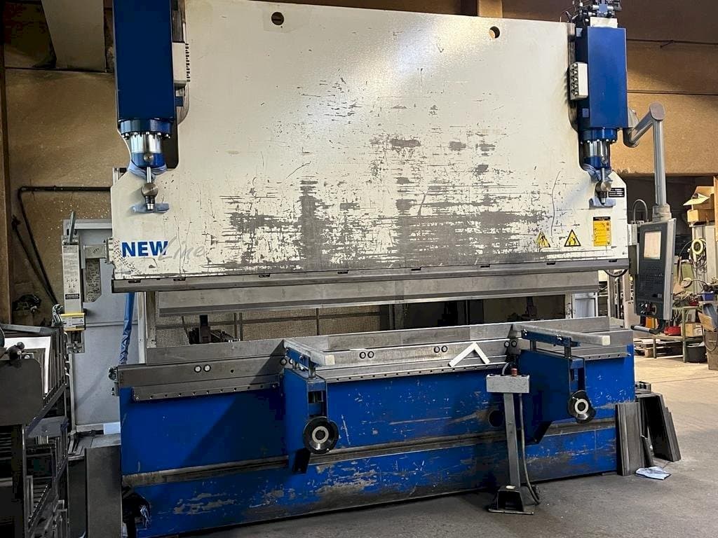 Mašīnas GWF MENGELE HB 175-30/35 pretskats