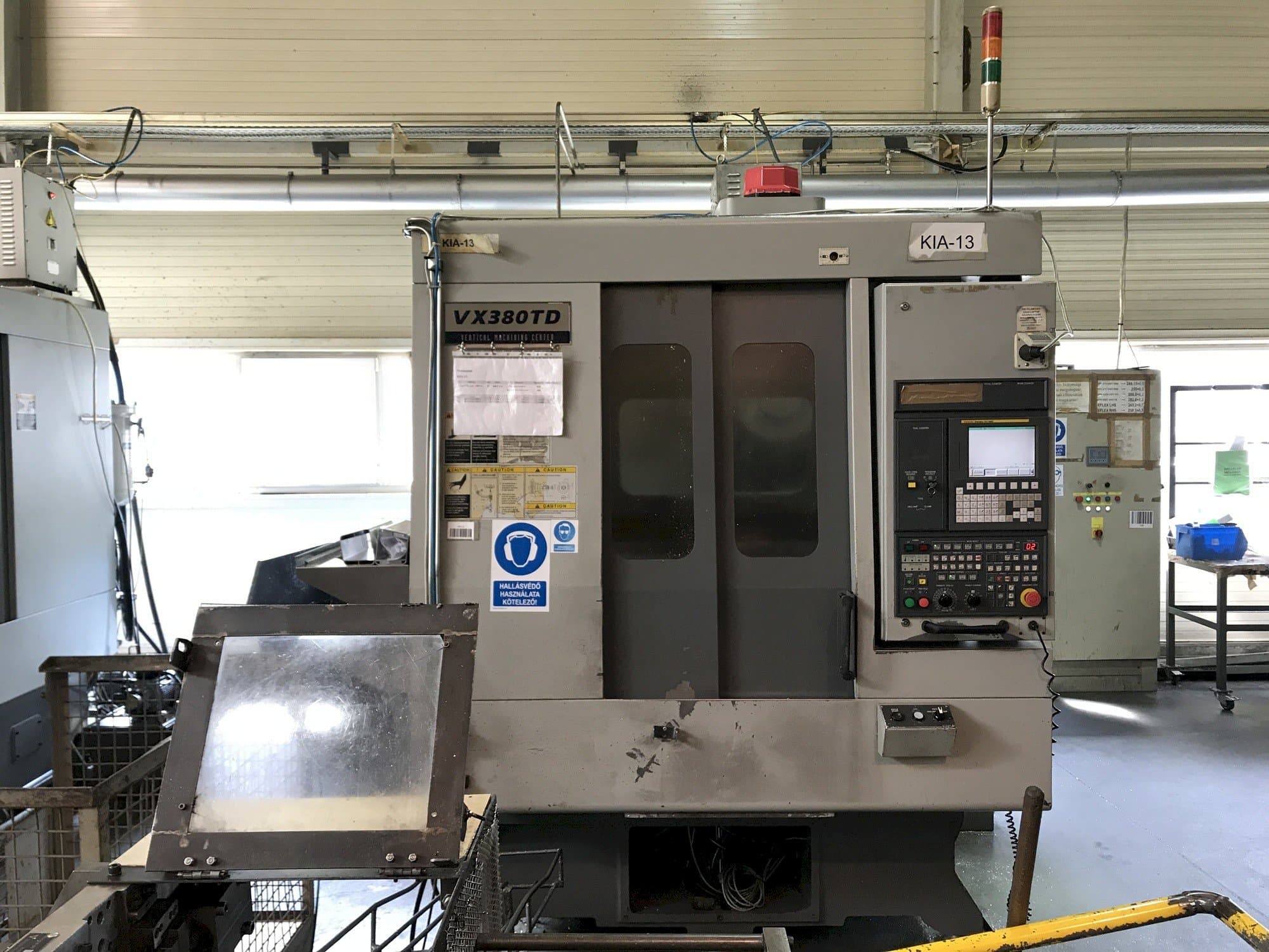 Mašīnas Hyundai Kia VX380TD pretskats